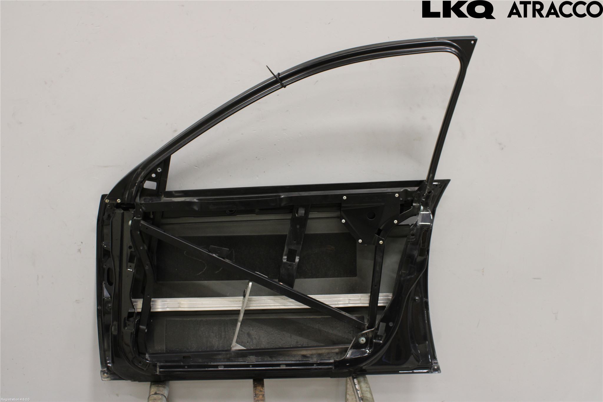 Audi A6/S6     97-05 Dörr Fram Höger