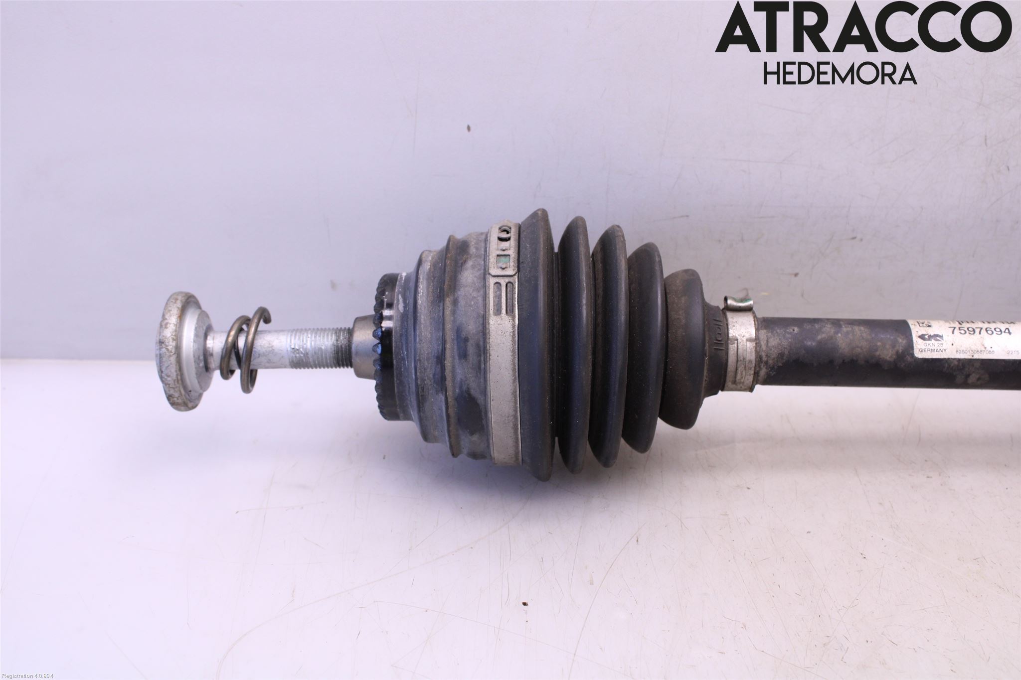 BMW 1 F20/F21 11-19 Drivaxel Fram Höger