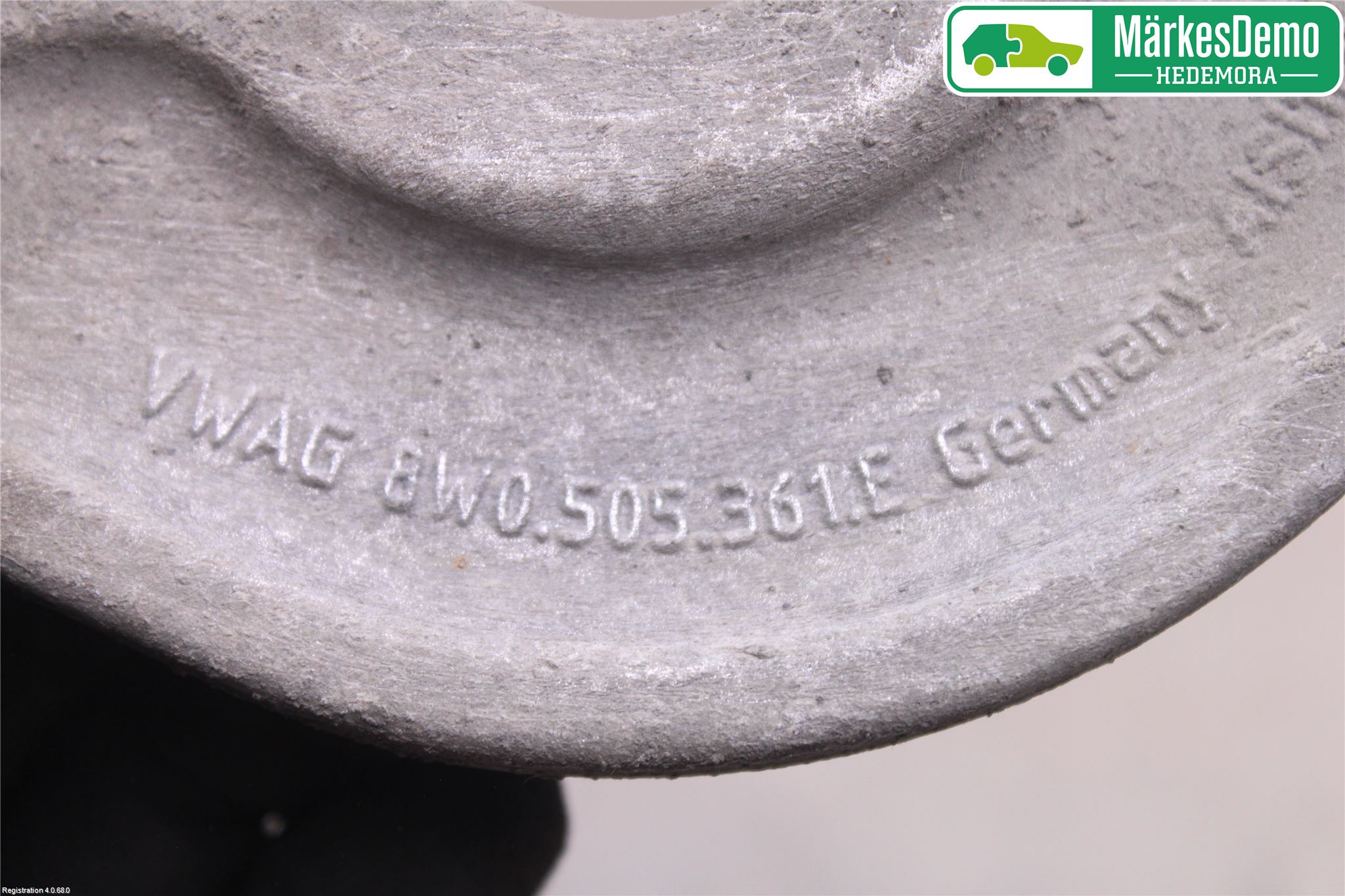 Audi A4/S4 B9 16-19 Bärarm Bak Övre Vänster