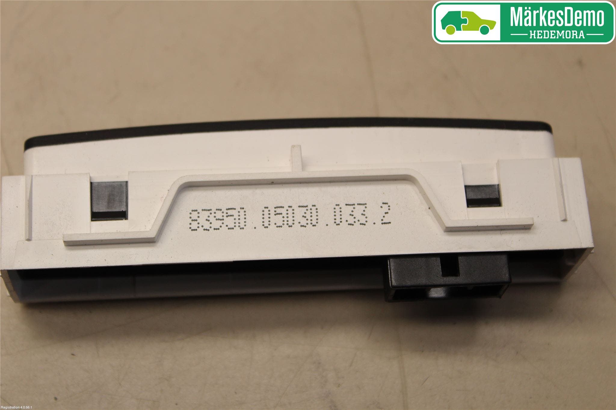 Toyota AVENSIS 09-15 Kontrolldisplay