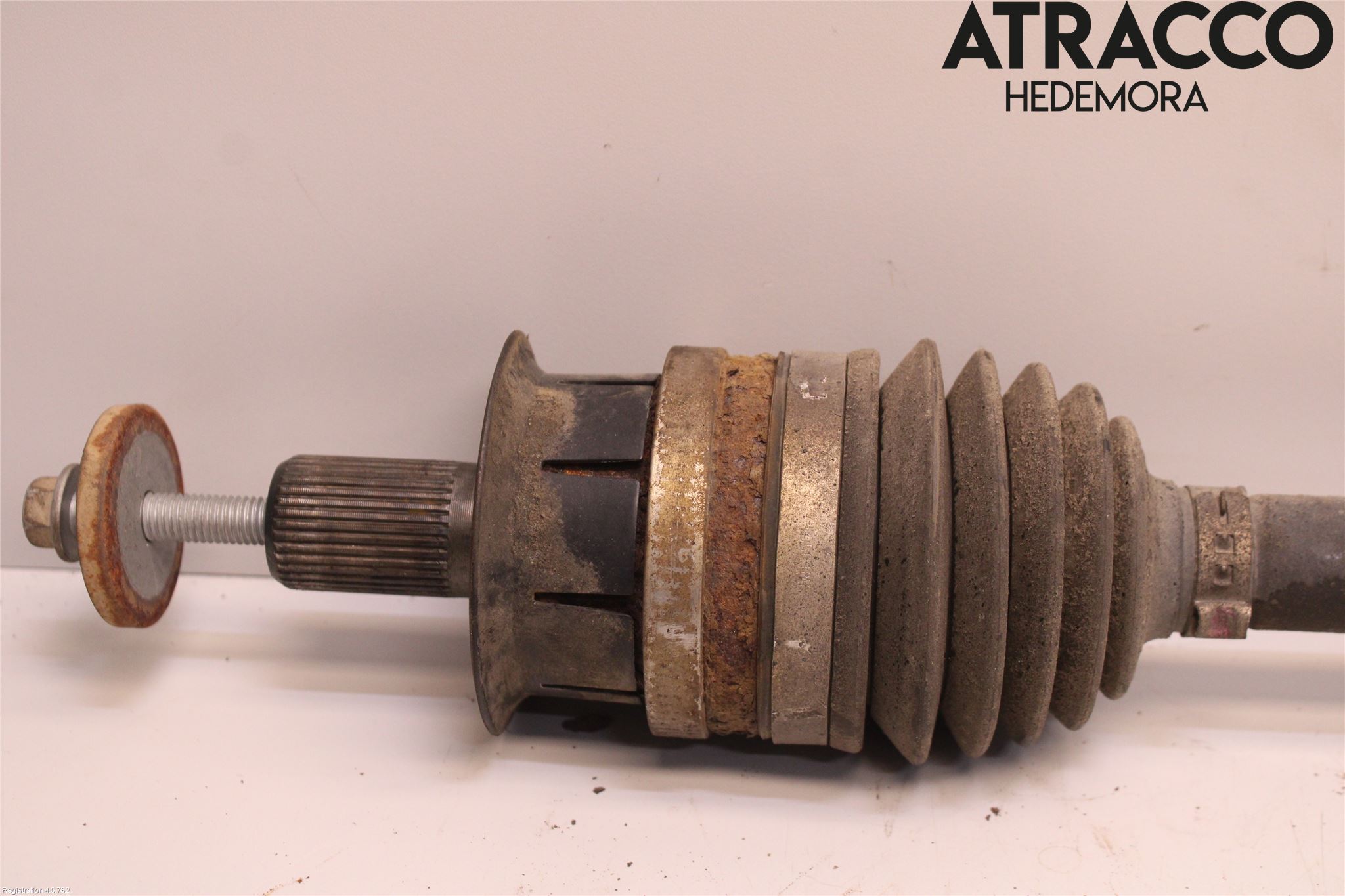 Volvo XC70 14-16 Drivaxel Bak Vänster