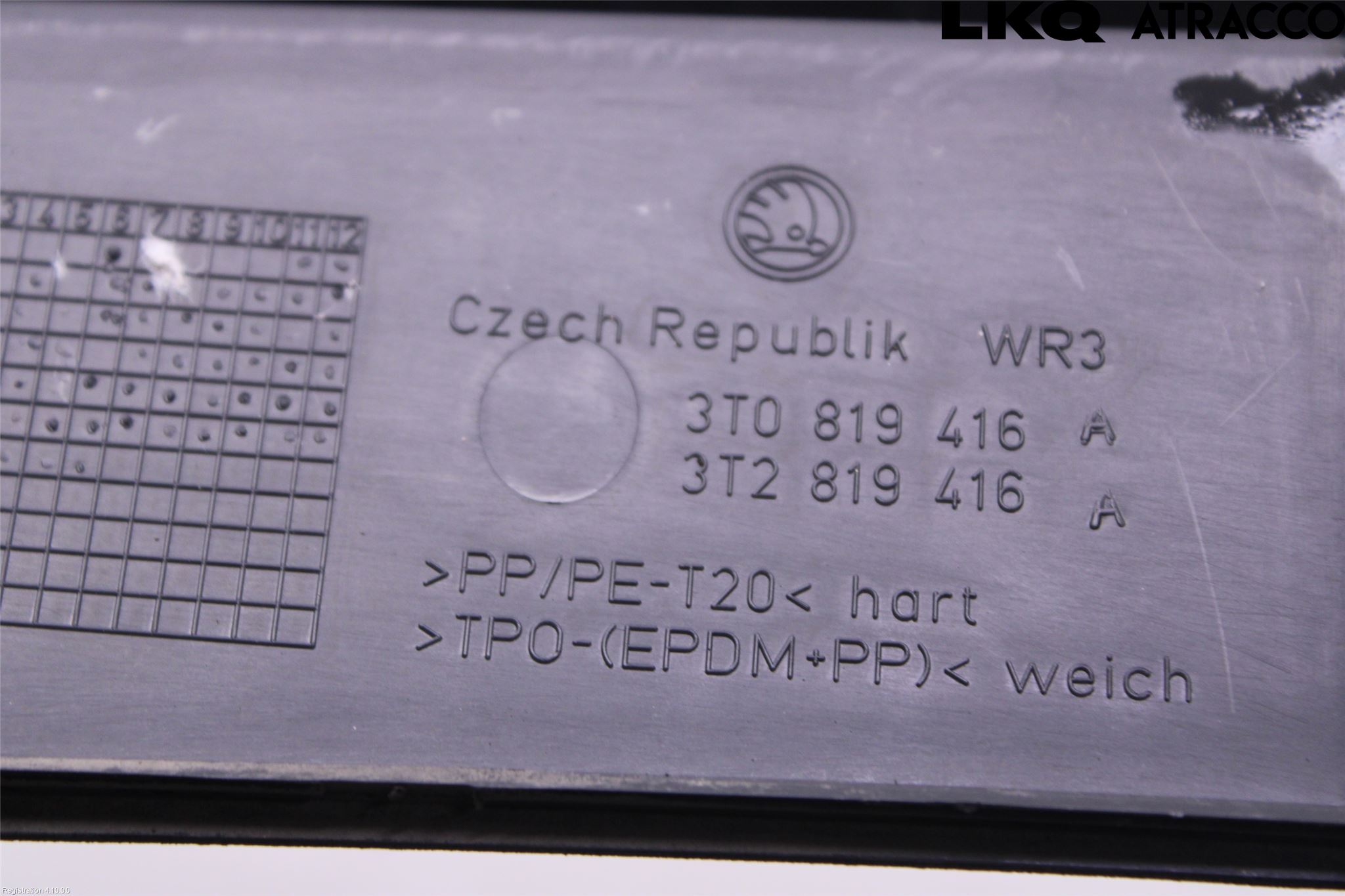 Skoda SUPERB 09-15 Torpedplåt-Torpedplast