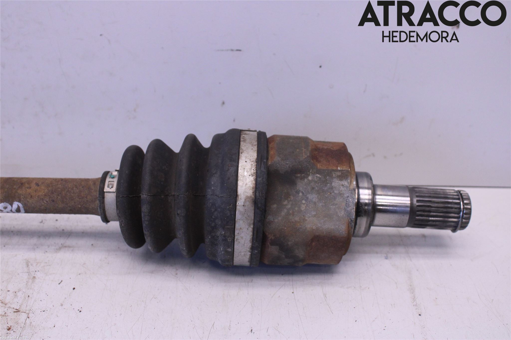 Hyundai i20 GB 15-20 Drivaxel Fram Vänster
