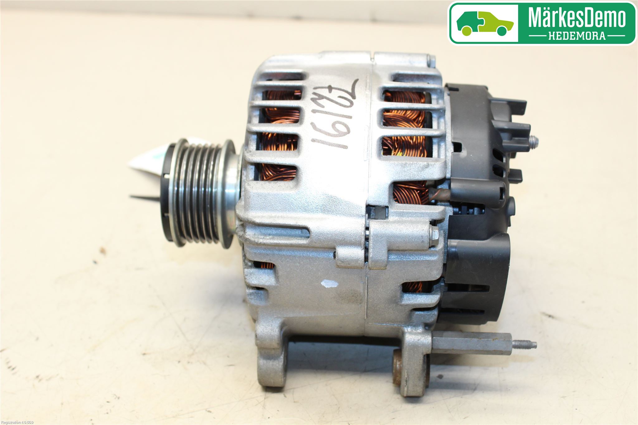 Volkswagen VW GOLF VI 09-13 Generator
