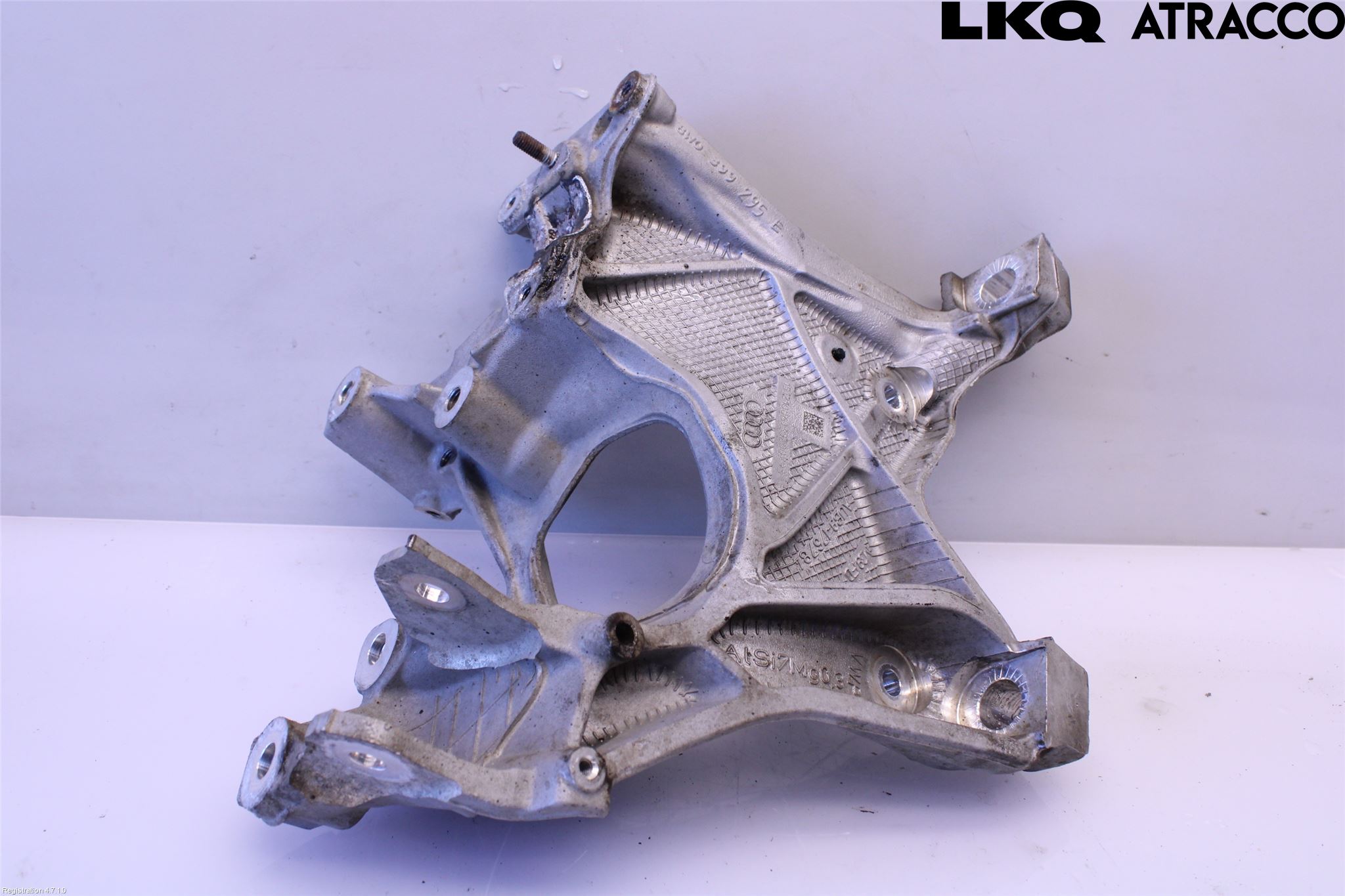 Audi A4/S4 B9 16-19 Motorfäste