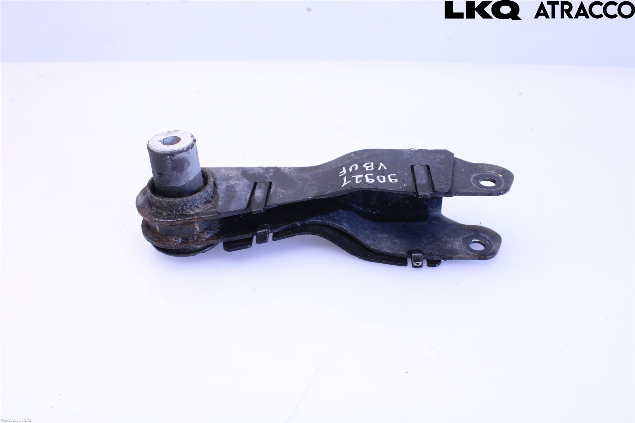 Jaguar E-PACE 17- Bärarm Bak Vänster