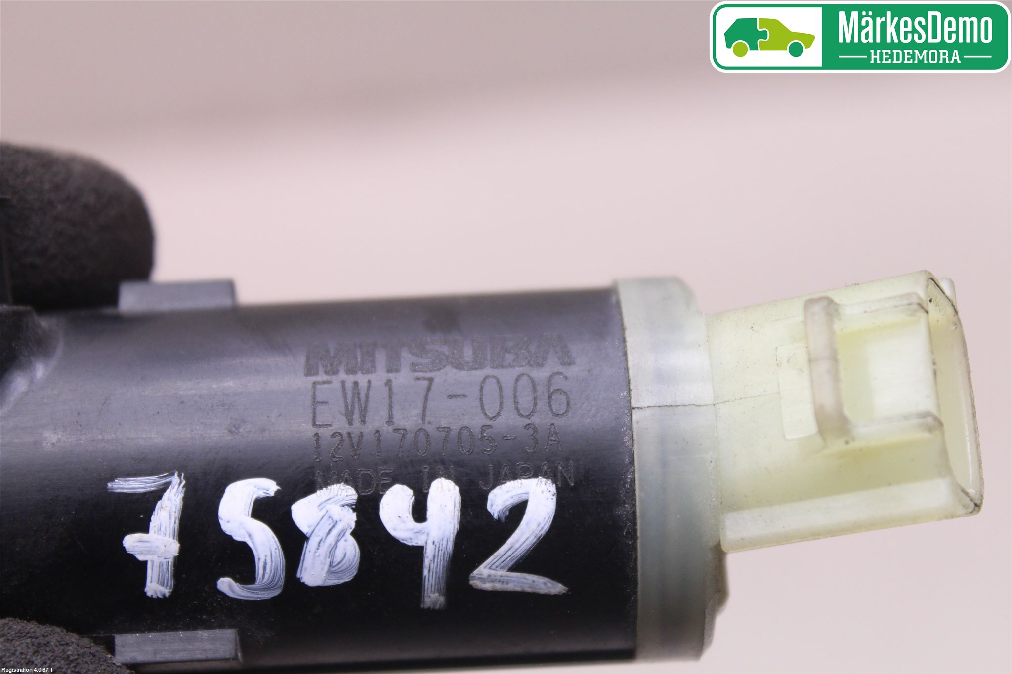 Suzuki SWIFT 17-24 Spolarpump Vindruta