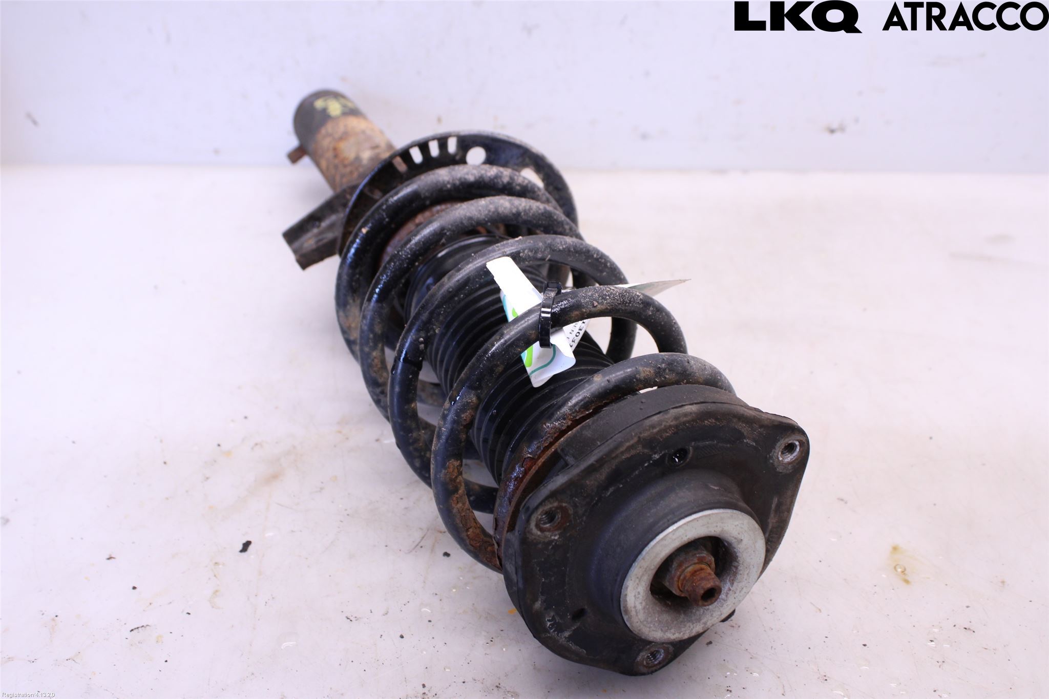 Volkswagen VW CADDY      04-10 Fjäderben Fram Höger