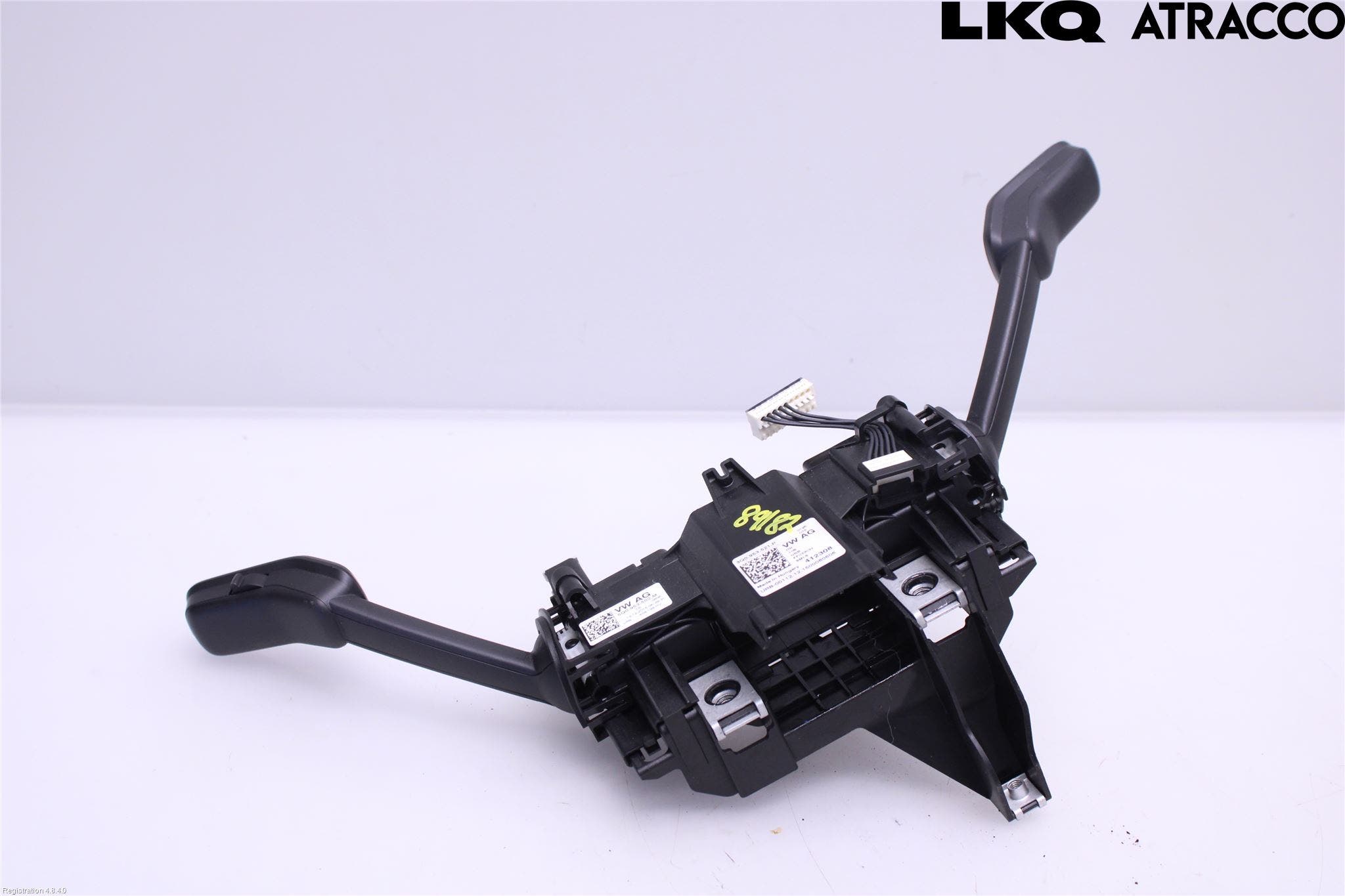 Volkswagen VW PASSAT 15-19 Spakcentral