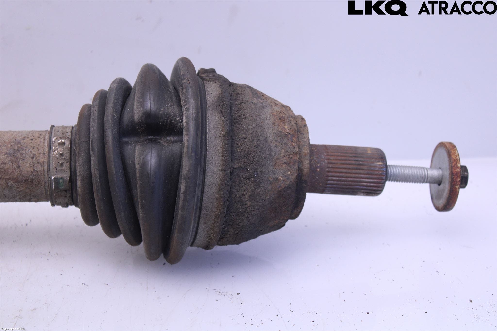 Ford FOCUS 08-11 Drivaxel Fram Höger