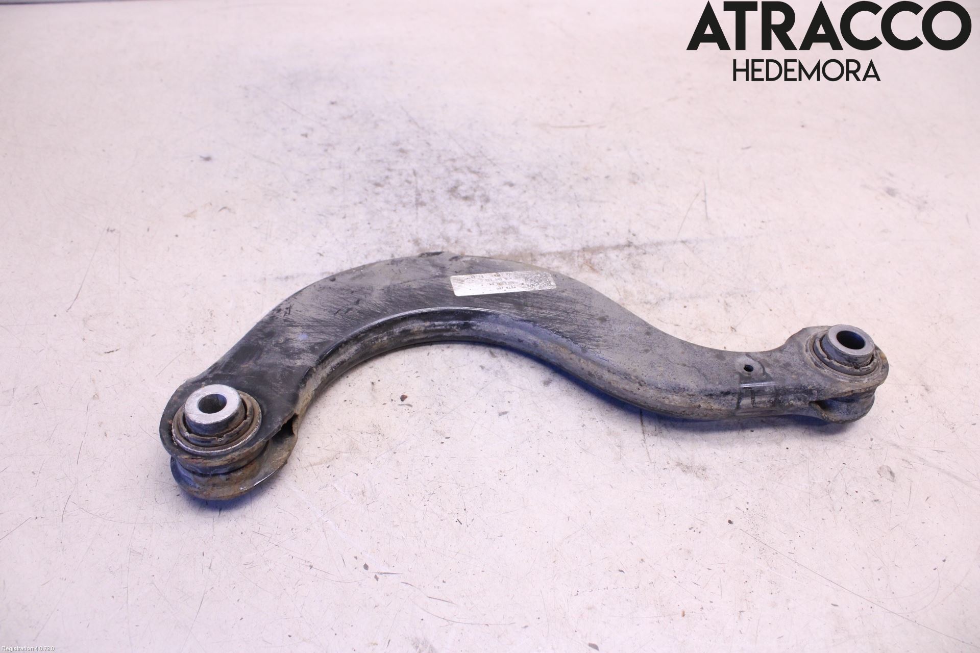 Volkswagen VW TIGUAN 07-16 Bärarm Bak Övre Höger