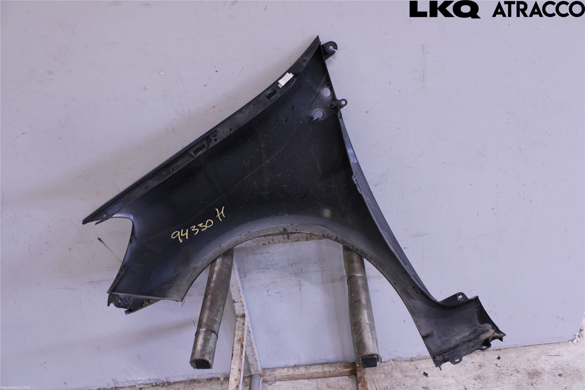 Renault CLIO III  09-12 Skärm Fram Höger