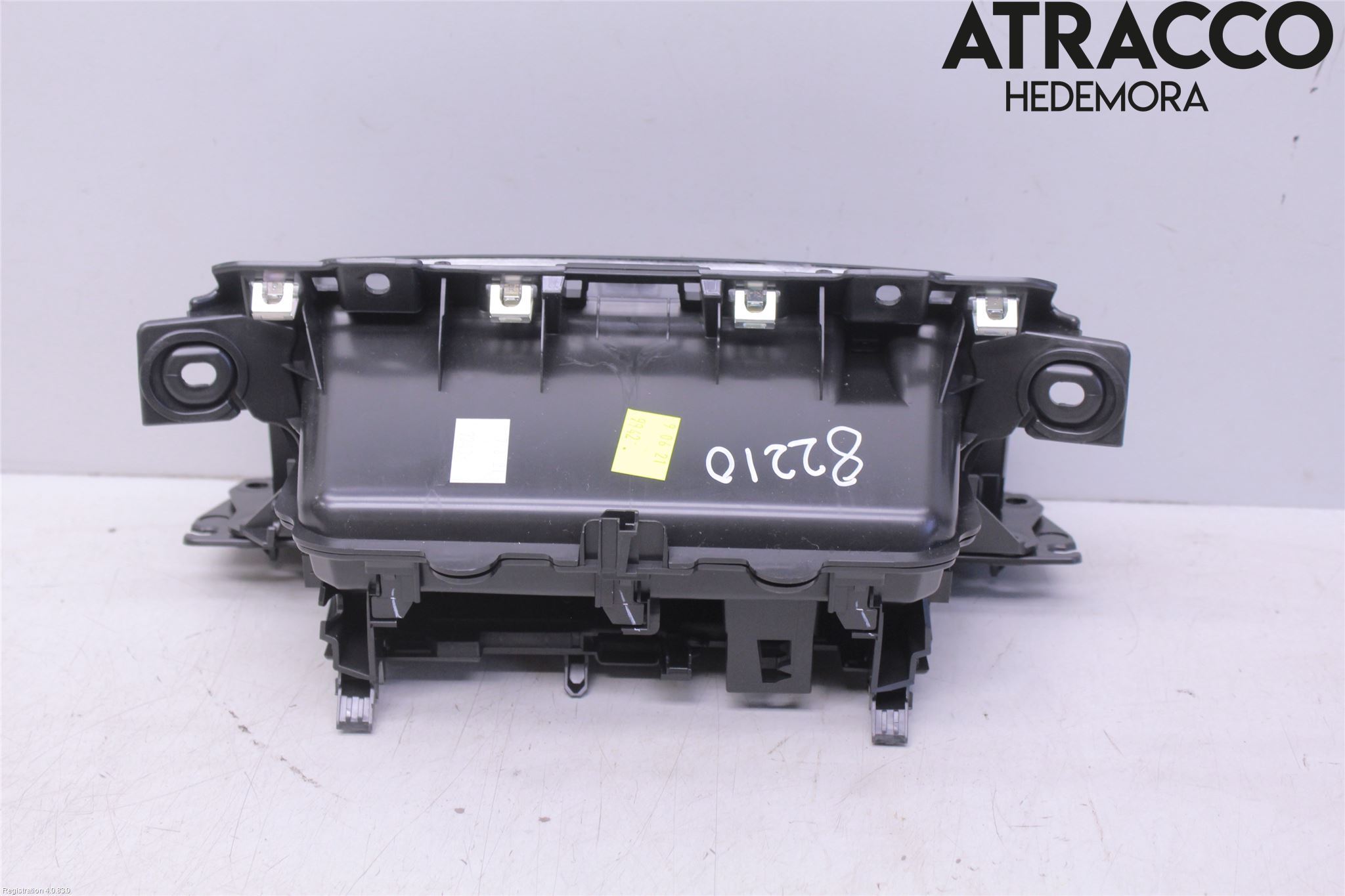 Peugeot 208/E-208 20- Instrumentbräda Förvaringsfack