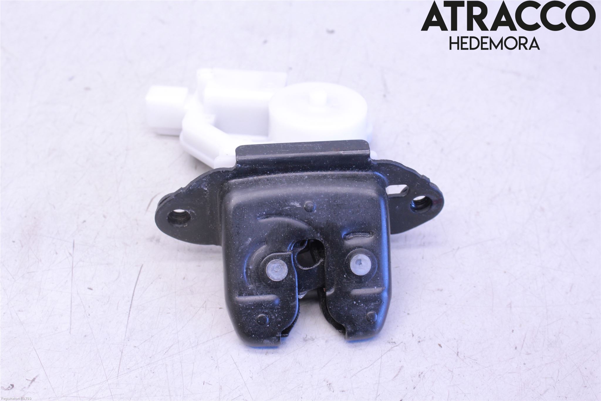 Nissan PULSAR Låskista Baklucka