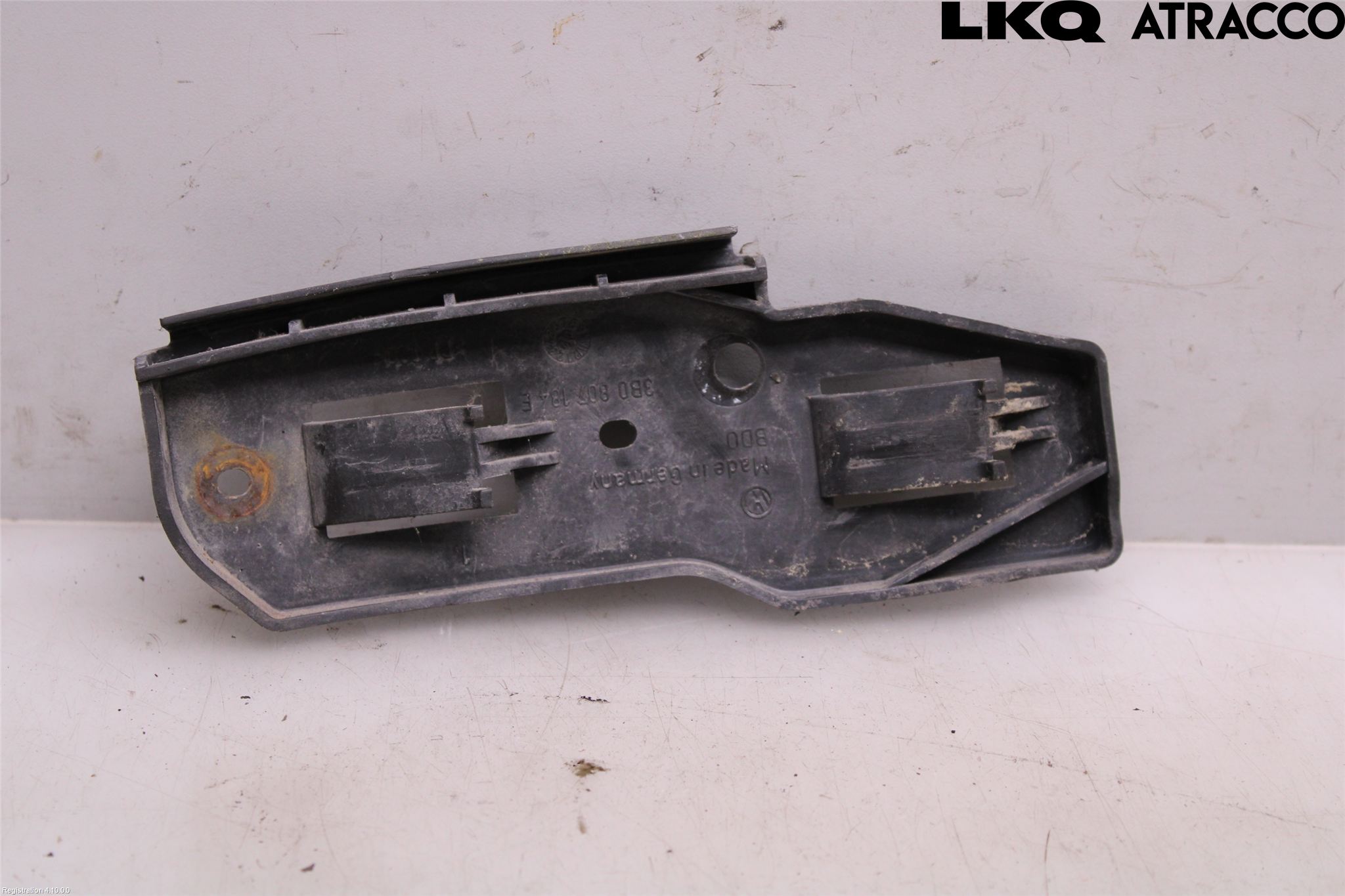 Volkswagen VW PASSAT 01-05 Stötfångarfäste Fram Hö