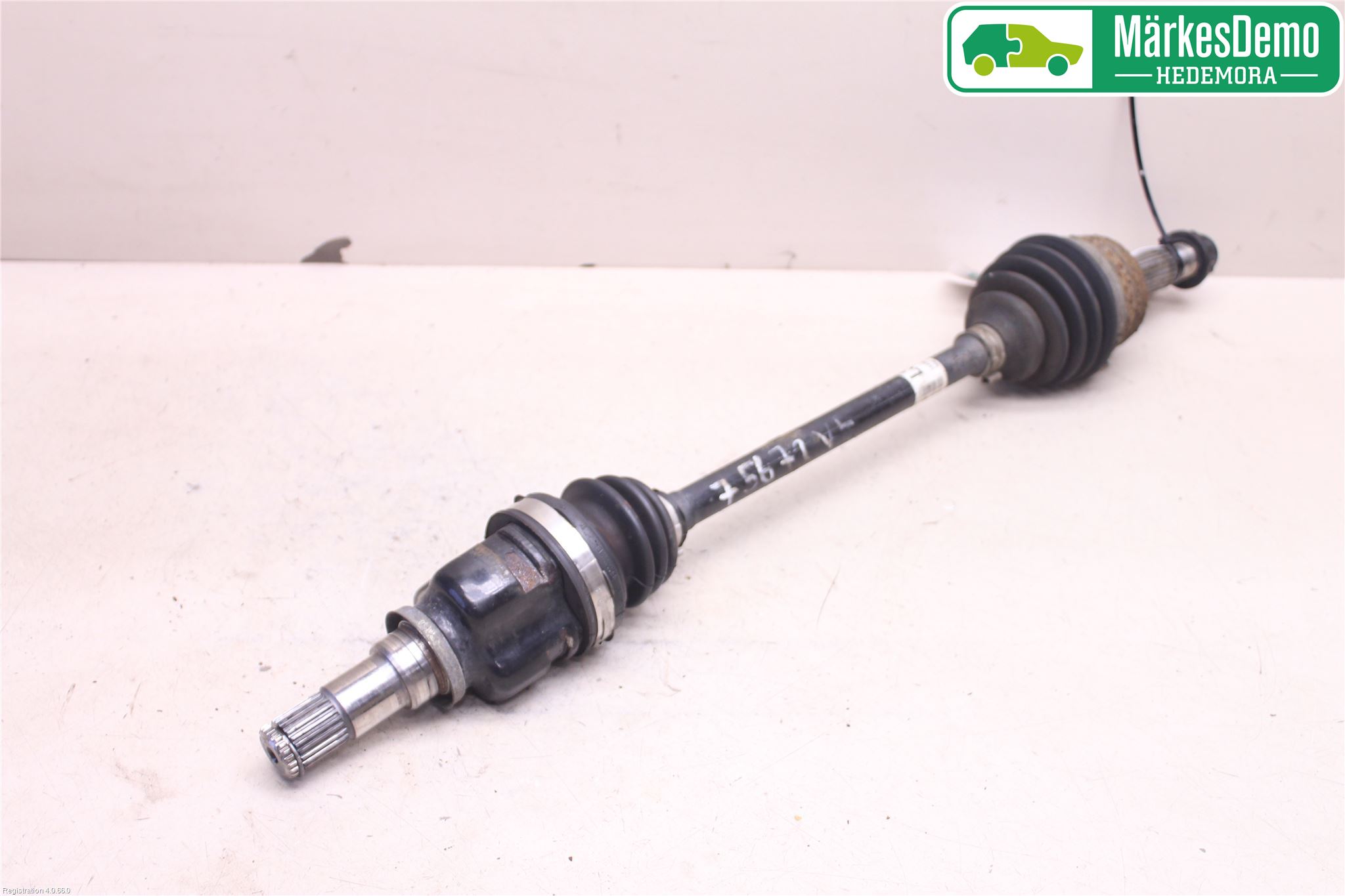Peugeot 108 15-22 Drivaxel Fram Vänster