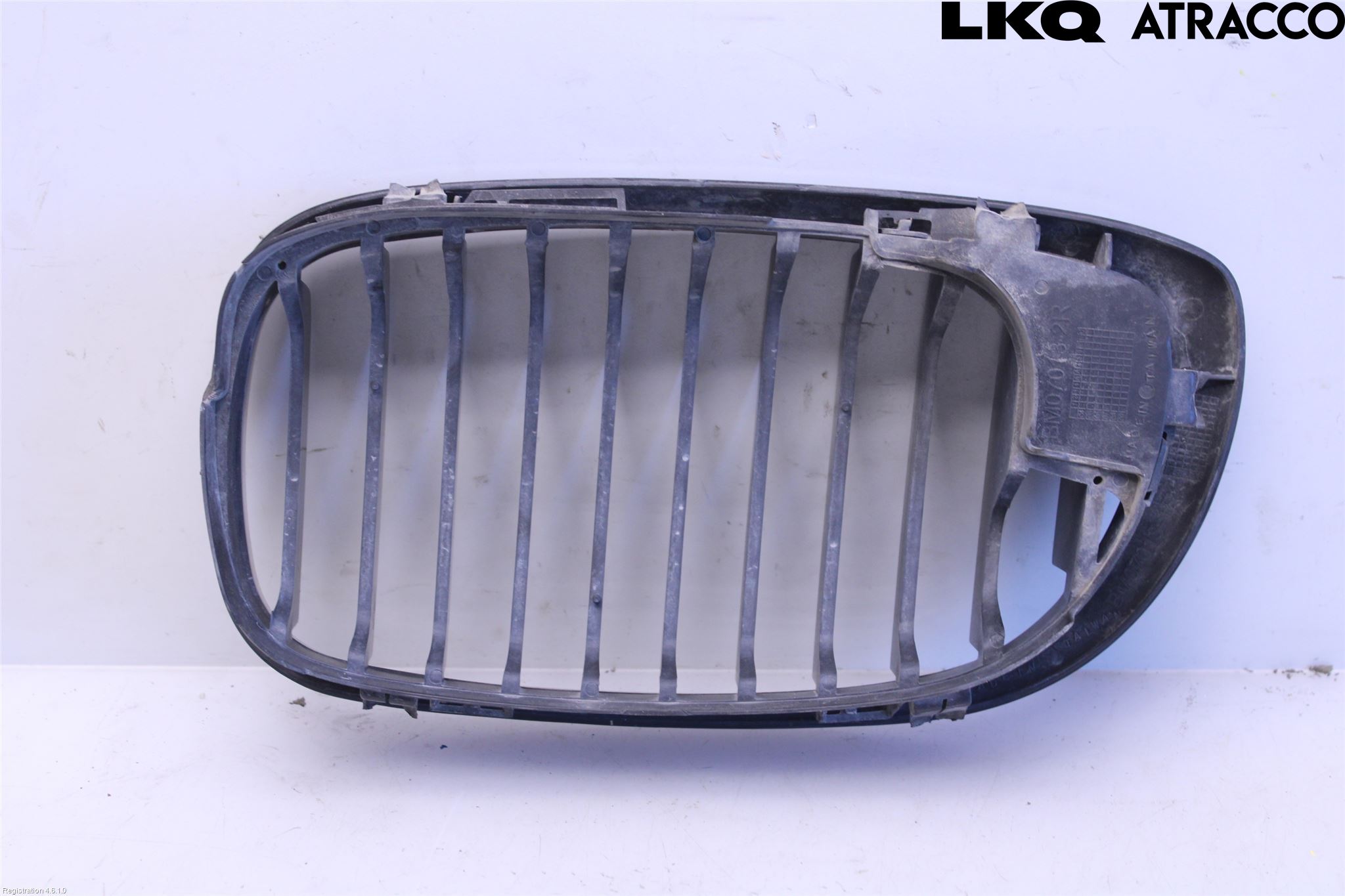 BMW 3 E46      98-05 Grilldel Höger