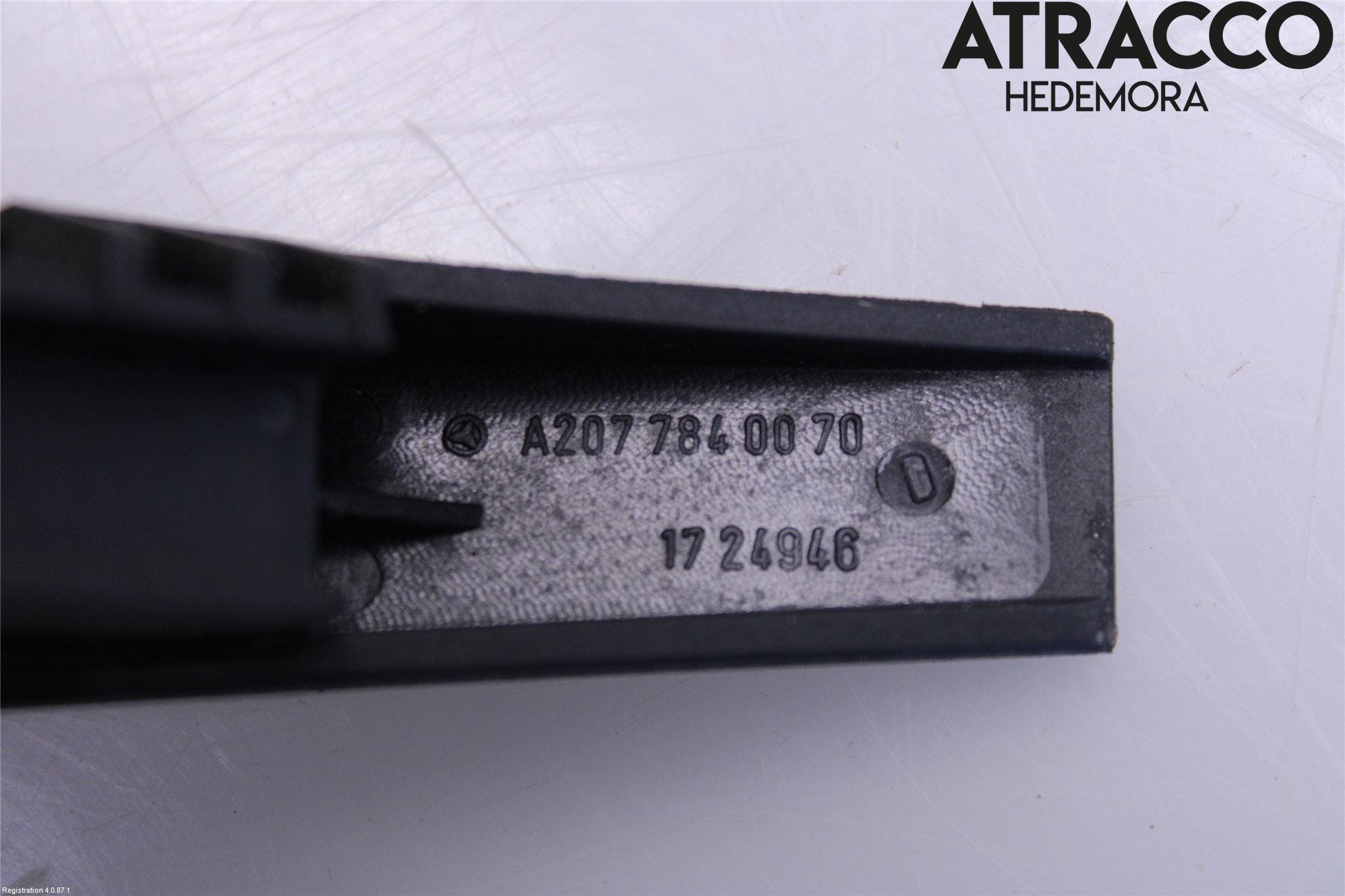 Mercedes-Benz MB C-KLASS (W204) 07-15 Taklucka Vindavisare