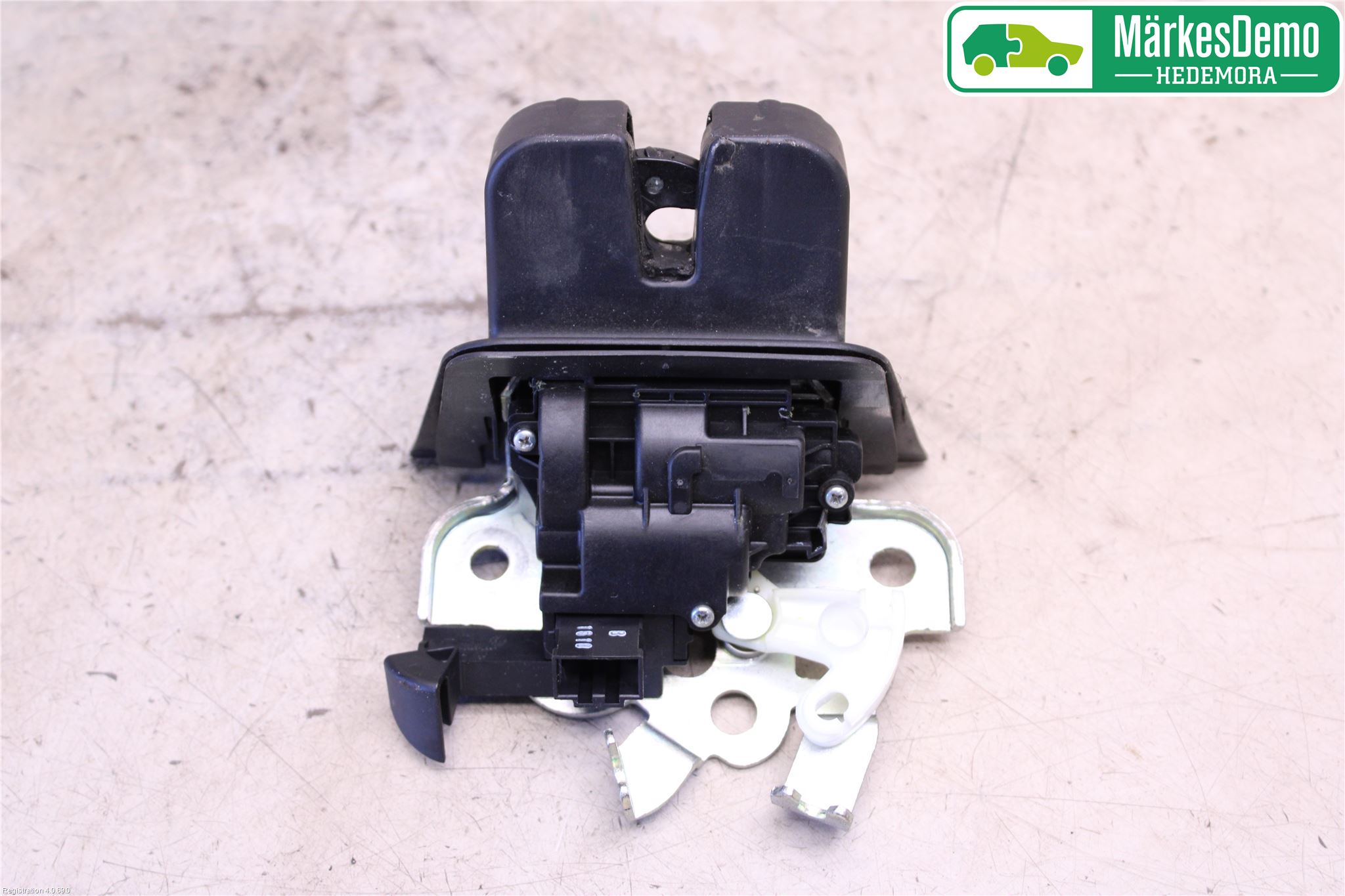 Audi A4/S4 08-11 Låskista Baklucka