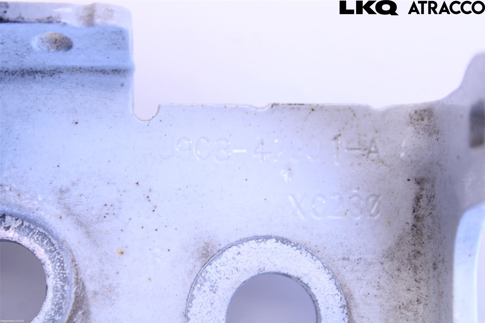 Jaguar E-PACE 17- Bakluckegångjärn Vä