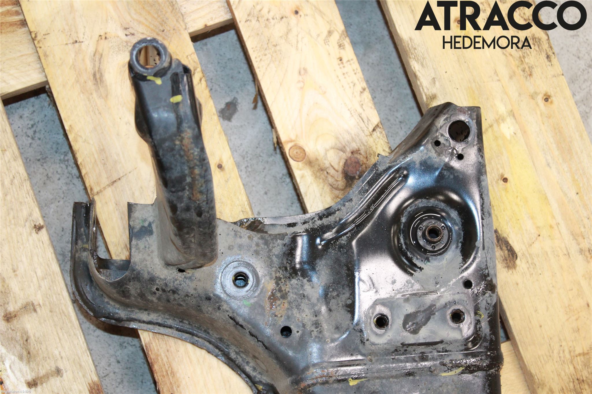 Ford ECOSPORT 17- Framvagnsbalk