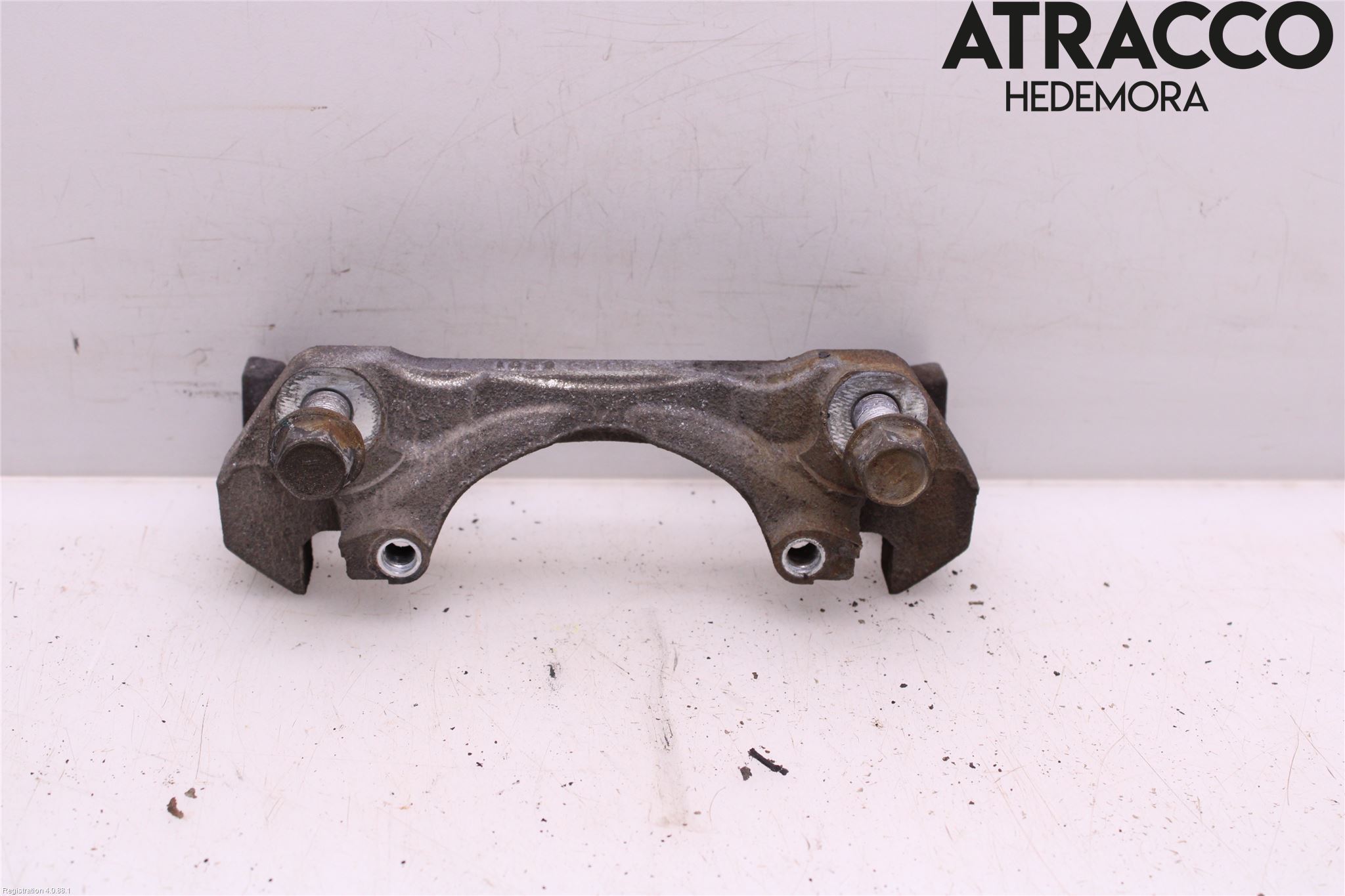 Toyota YARIS XP21 20- Bromsokshållare