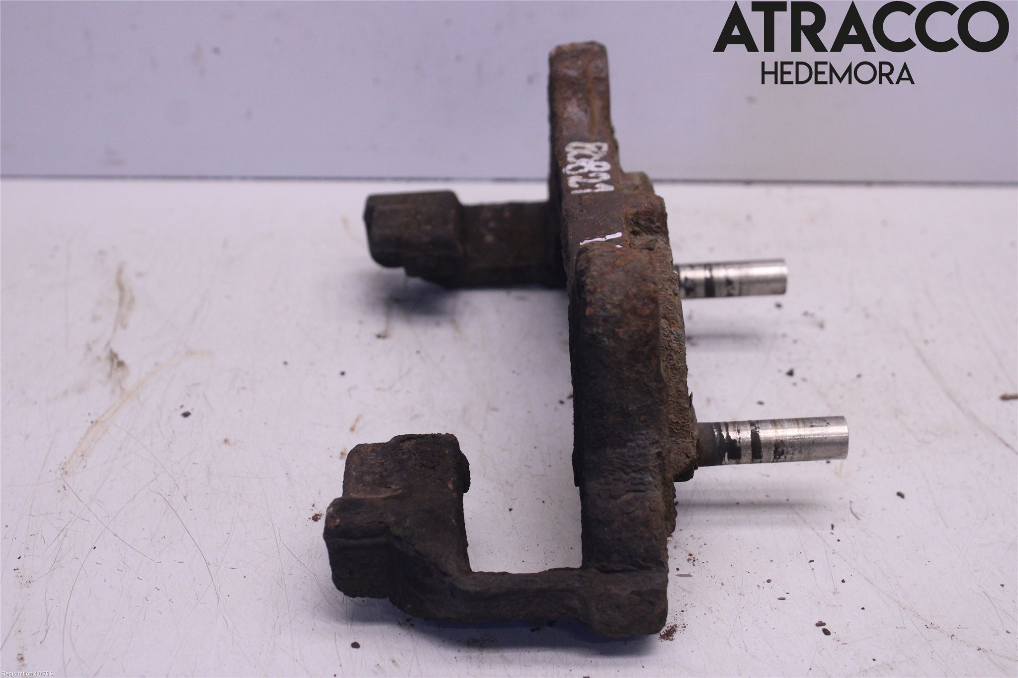 Skoda SUPERB 09-15 Bromsokshållare