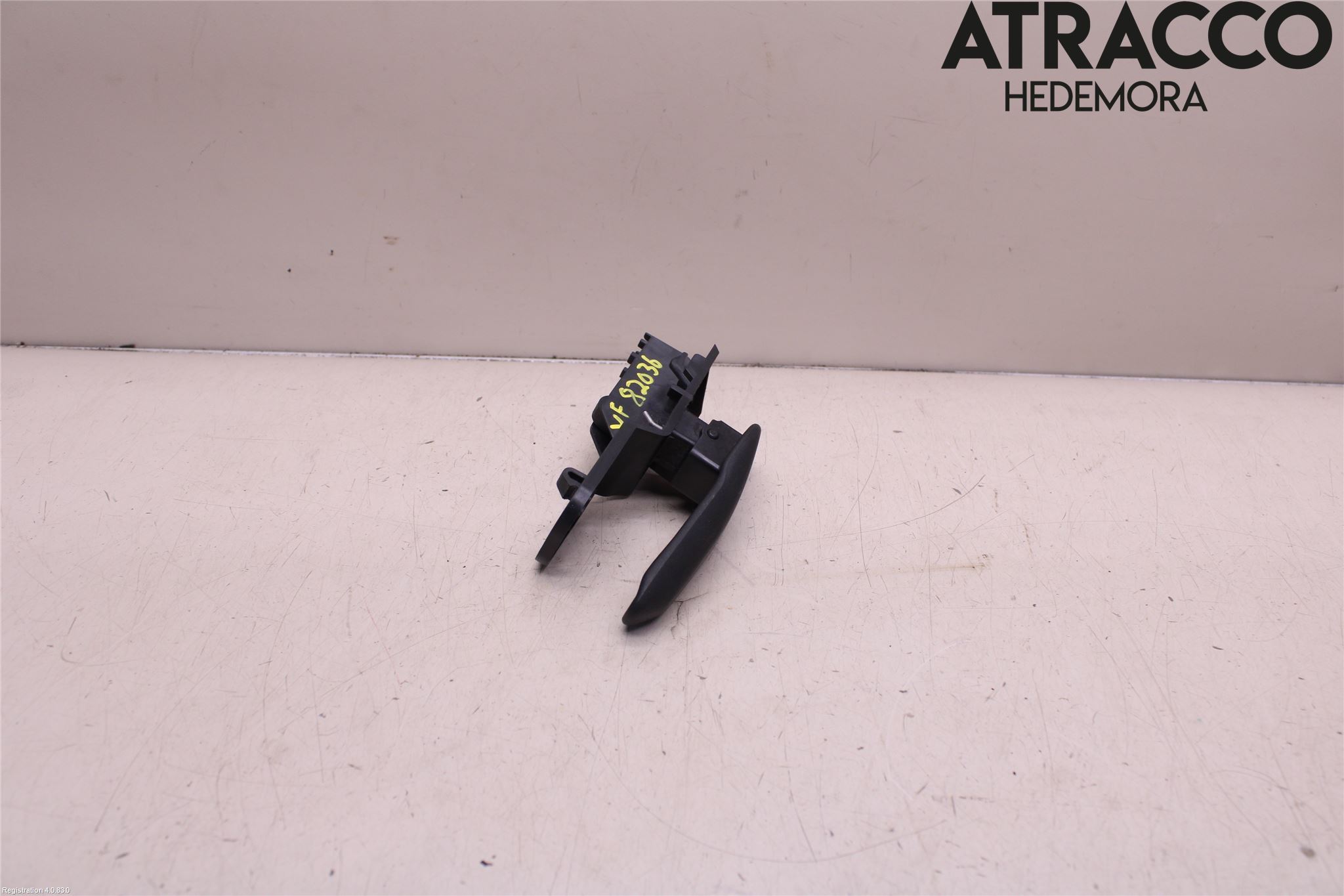 Iveco DAILY 14->> Dörrhandtag Inre Vä