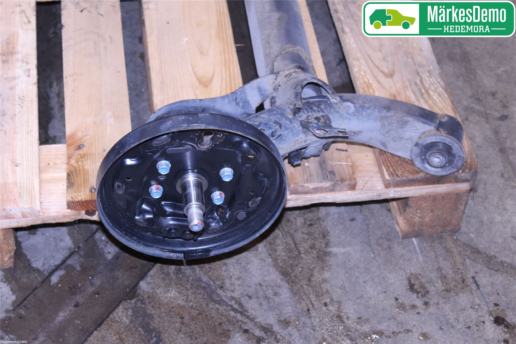 Mitsubishi SPACE STAR 13- Bakaxel