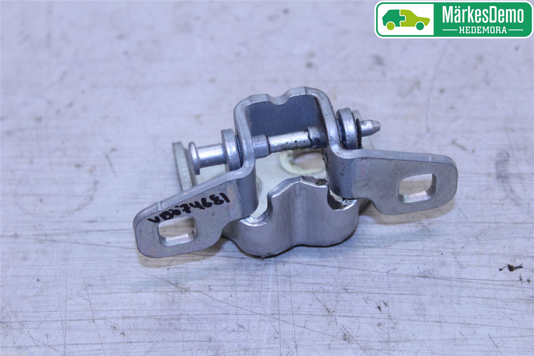 Dacia SANDERO/STEPWAY 13-20 Dörrgångjärn