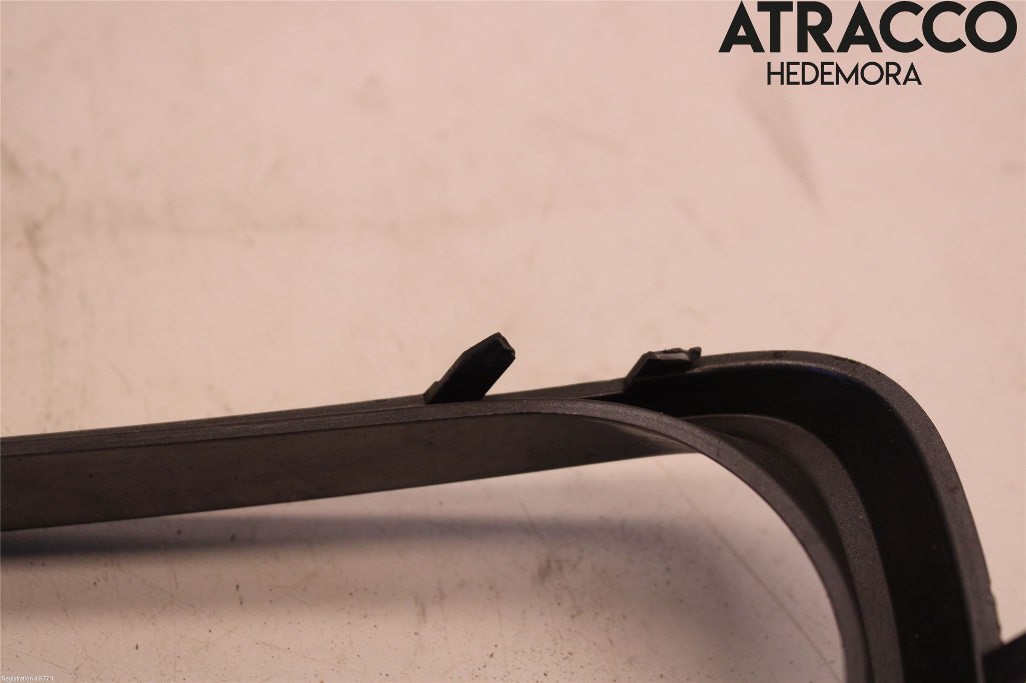 BMW 1 F20/F21 11-19 Dimljussarg Fram