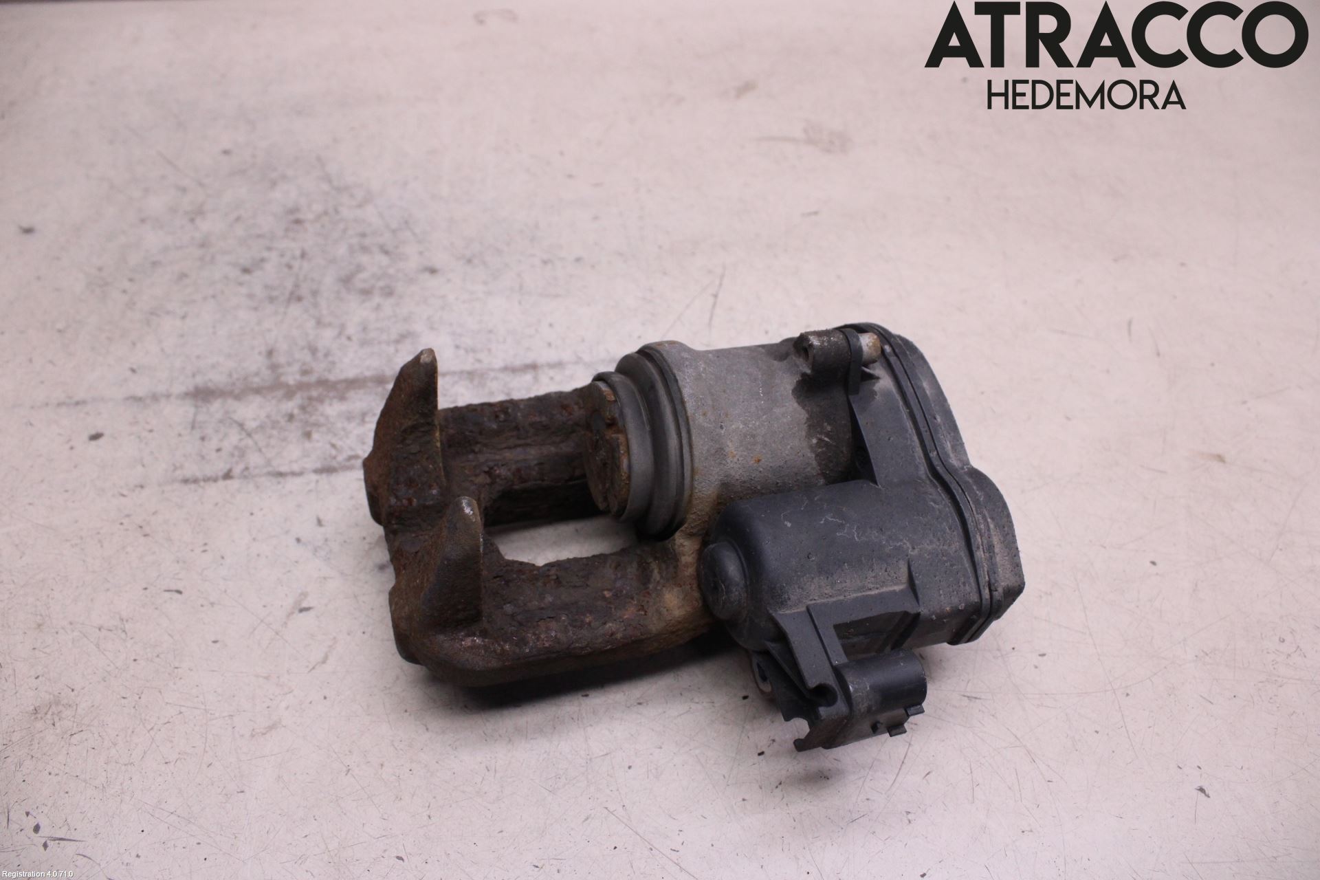 BMW 5 F10/F11/F18 09-17 Bromsok Bak Vänster