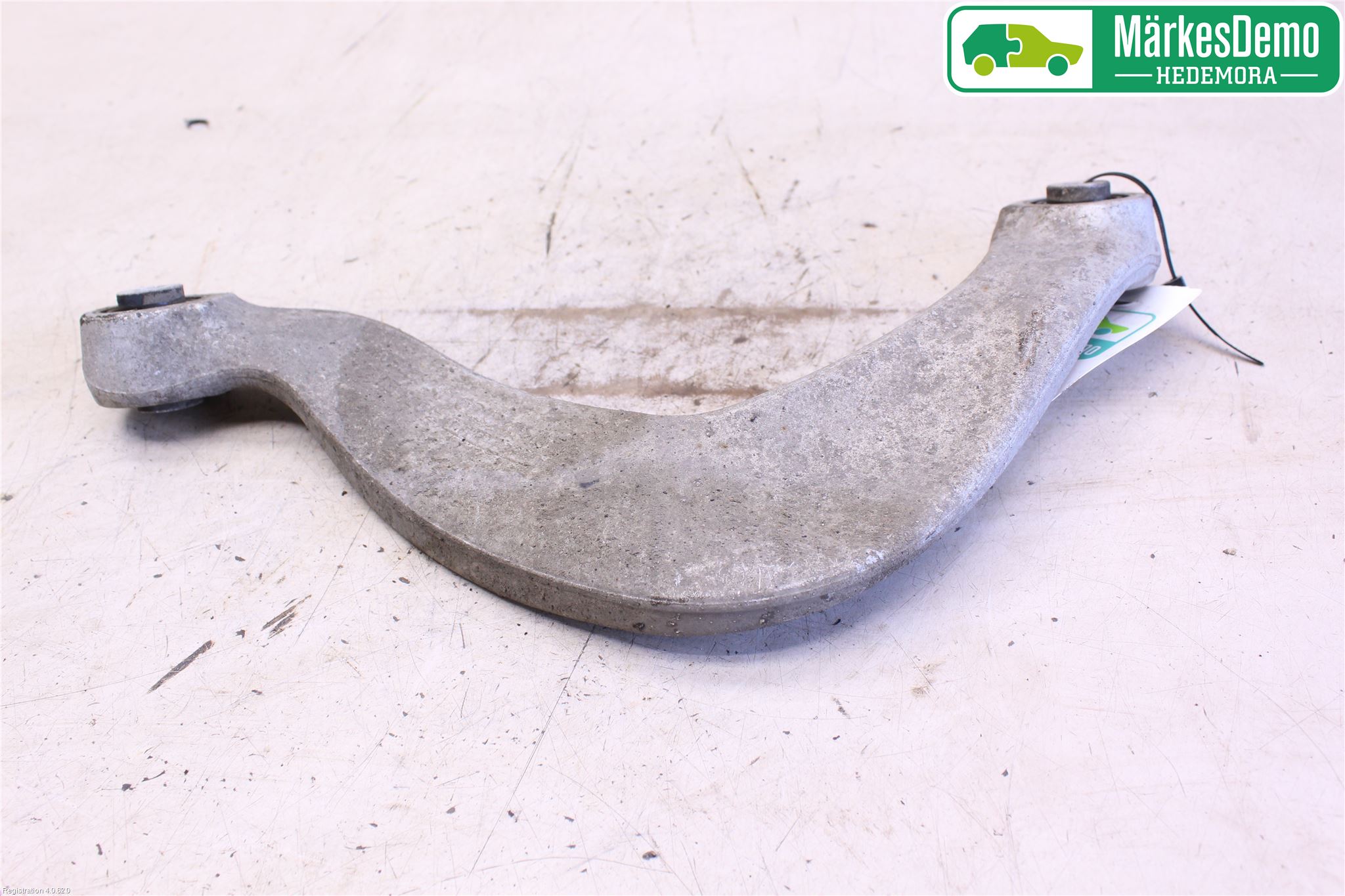 Audi Q5 09-16 Bärarm Bak Övre Höger