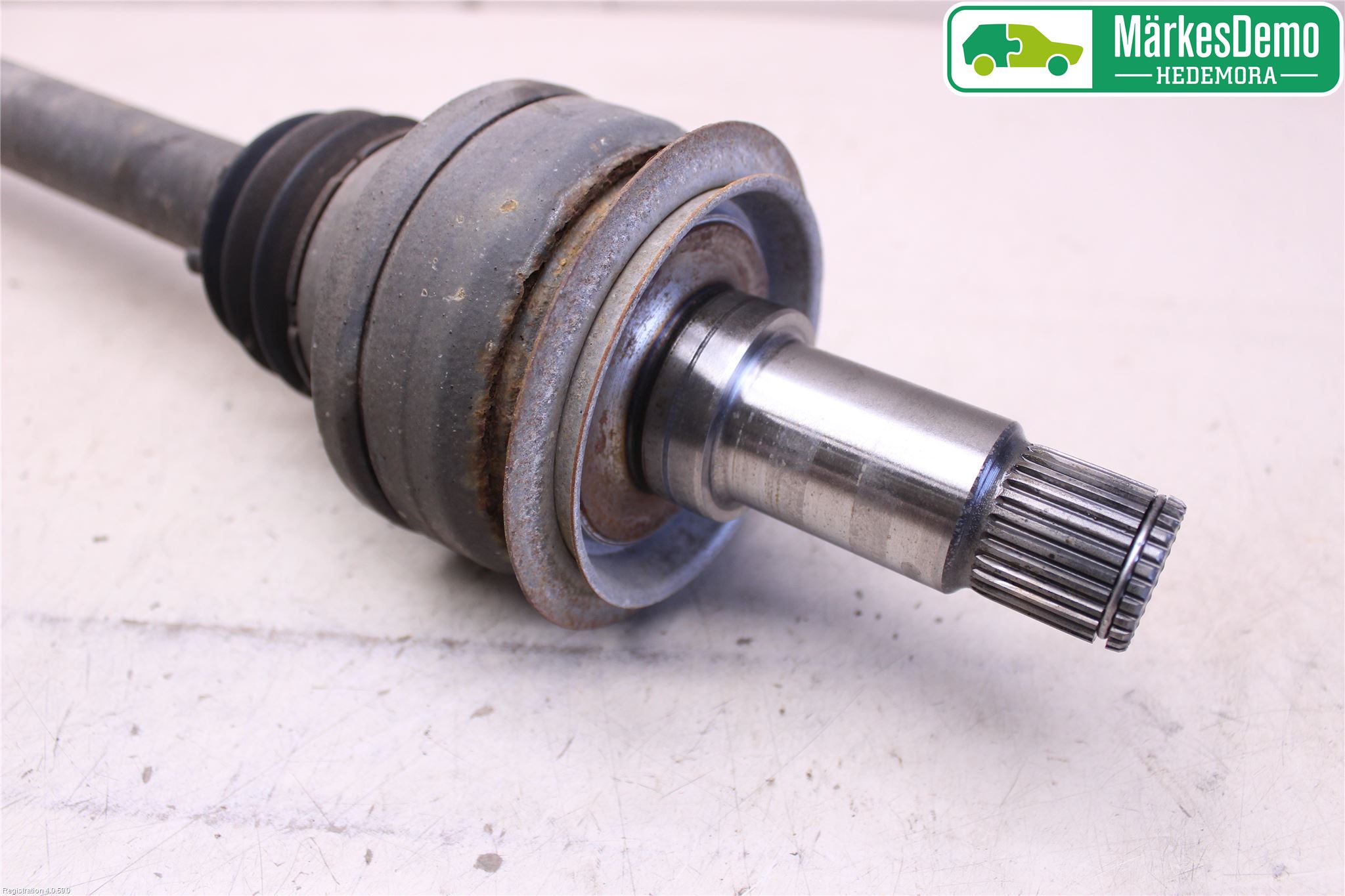 Mercedes-Benz MB E-KLASS (W212) 09-16 Drivaxel Bak Höger