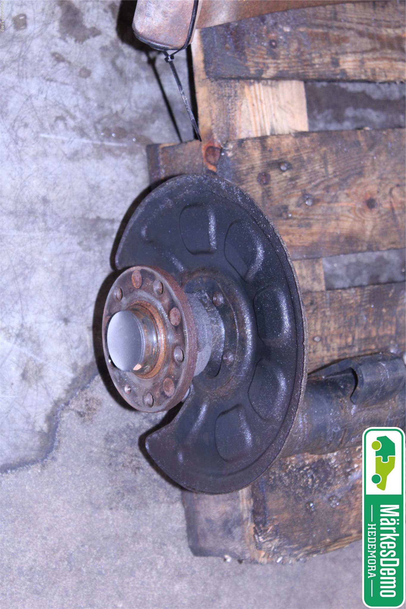 Volkswagen VW CADDY 11-15 Bakaxelbalk