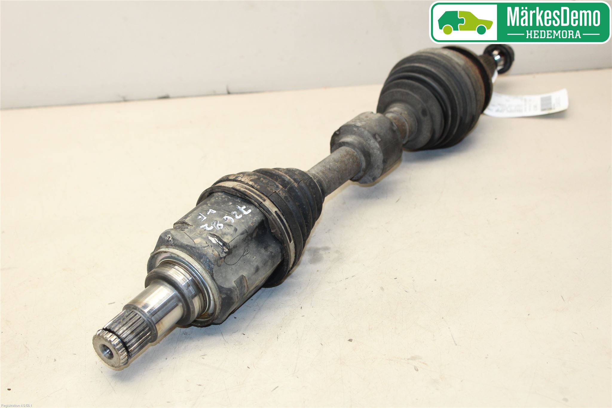 Toyota RAV 4 06-12 Drivaxel Fram Vänster