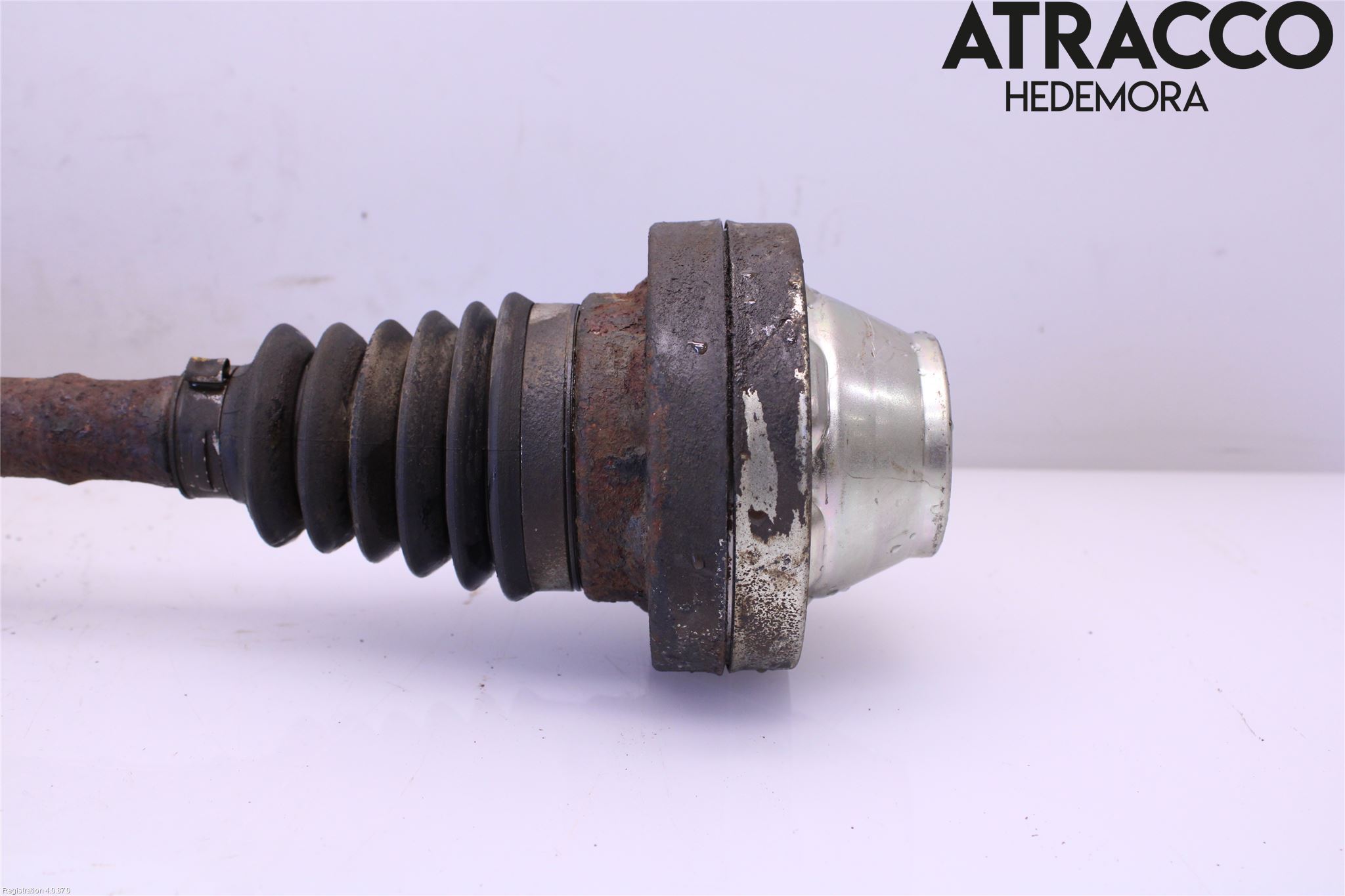 Volkswagen VW AMAROK 2H 10-22 Drivaxel Fram Höger