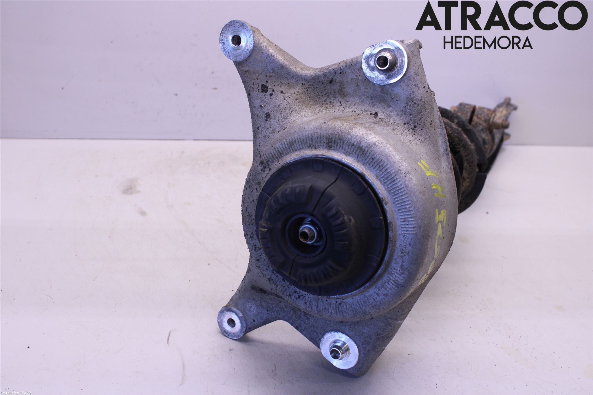 Audi A4 12-15 Fjäderben Fram Höger