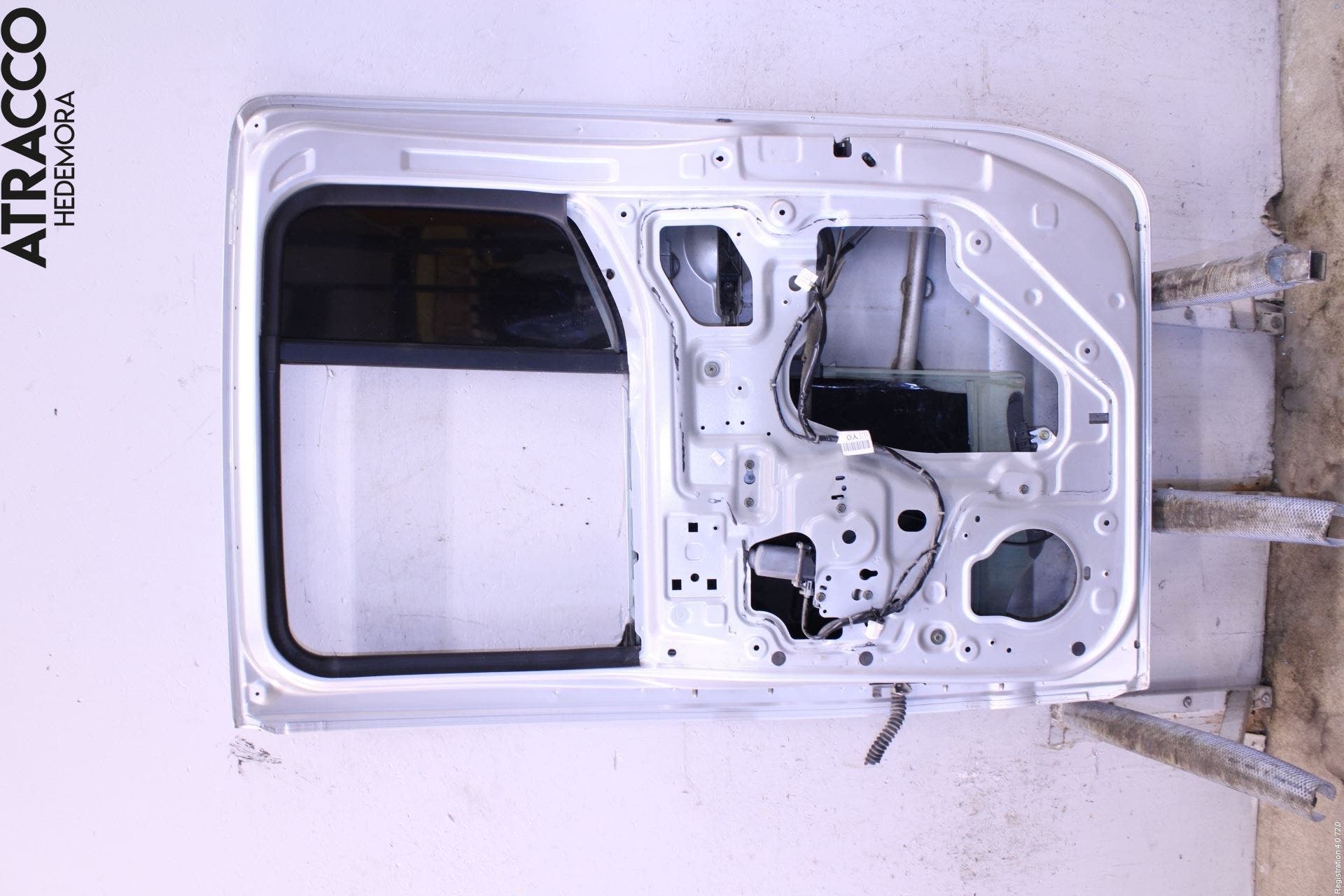 Nissan NAVARA 05-16 Dörr Bak Höger