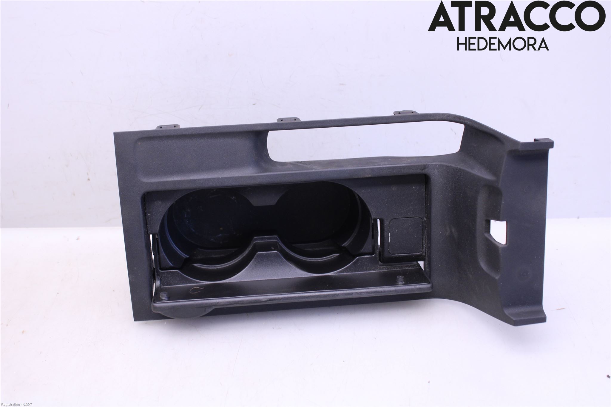 Mazda 3 I 07-08 Mugghållare