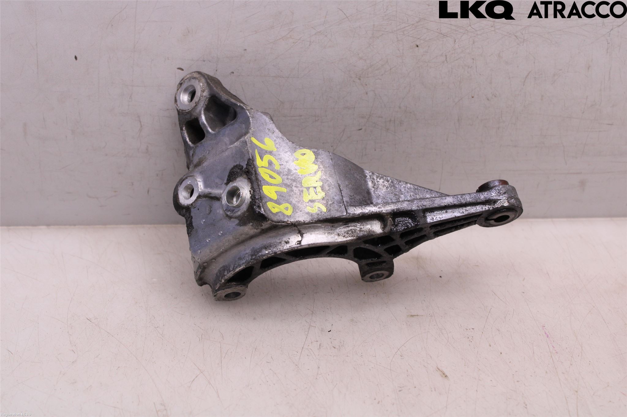 Volkswagen VW TOUAREG 7P 11-18 Styrservopumpsfäste