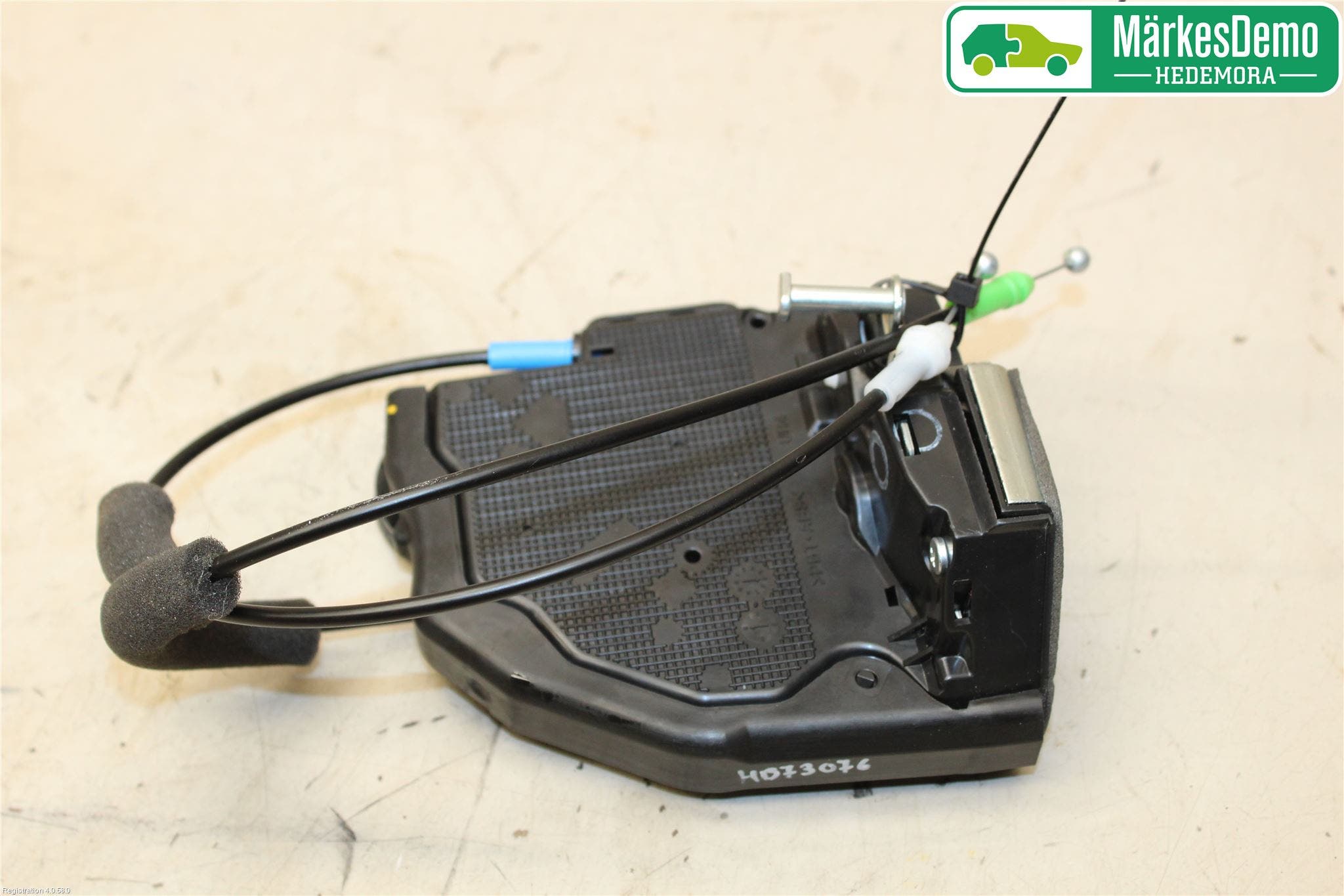 Toyota COROLLA 19- Låskista-Dörrlås