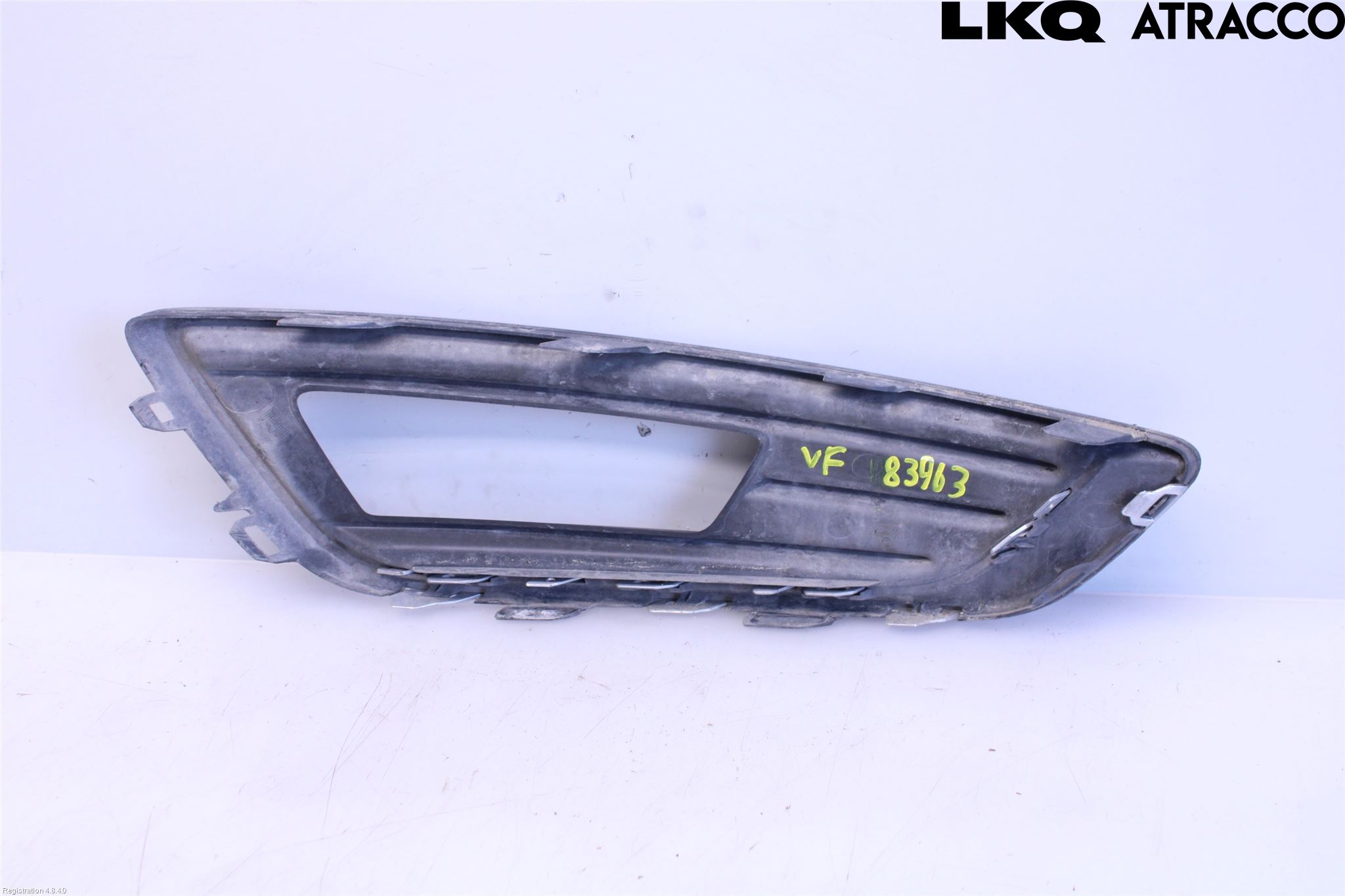 Ford FOCUS 15-18 Dimljussarg Fram