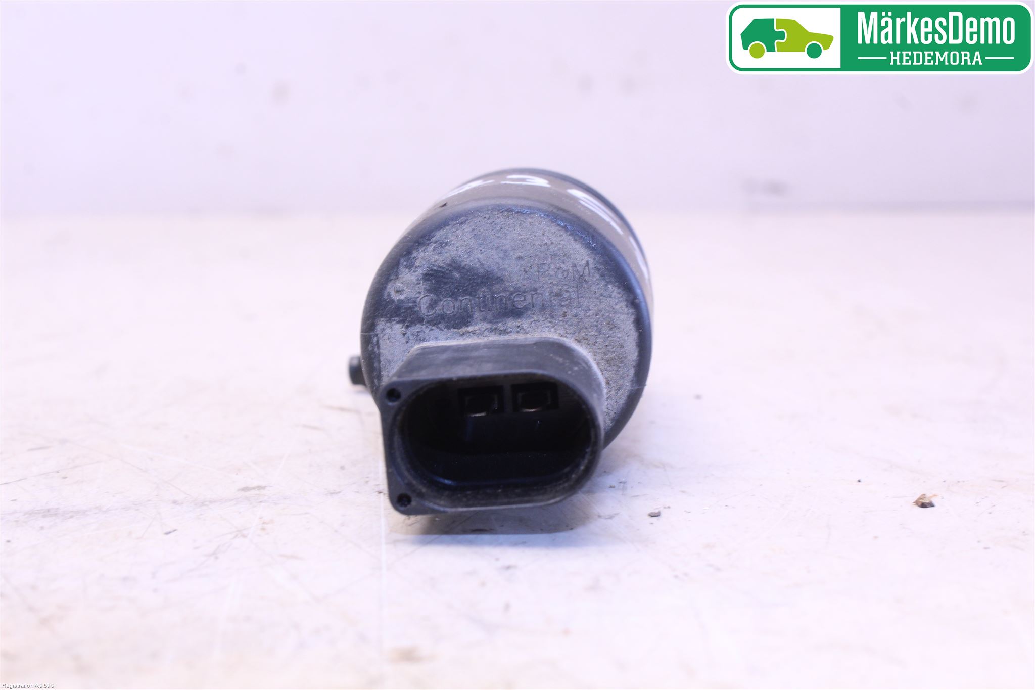 Volkswagen VW CADDY 11-15 Spolarpump Vindruta