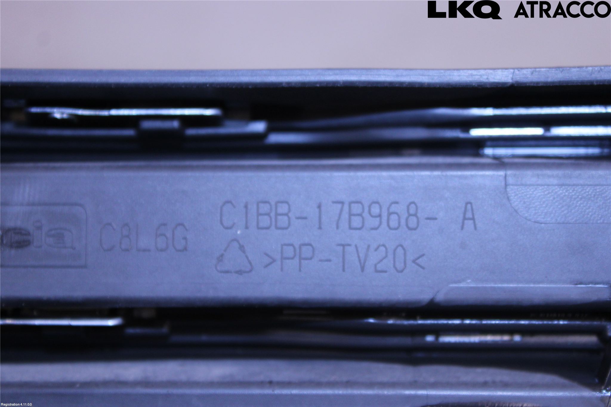 Ford FIESTA 13-17 Grill Komp