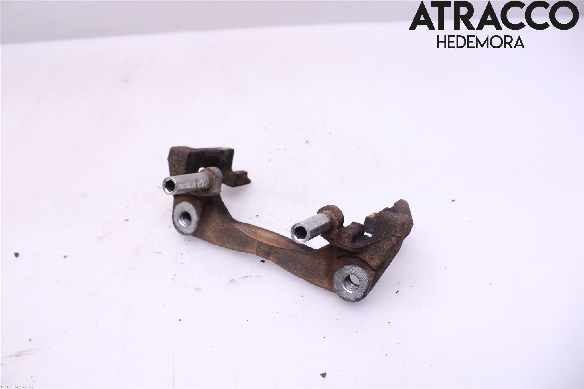 Toyota YARIS XP130 15-20 Bromsokshållare