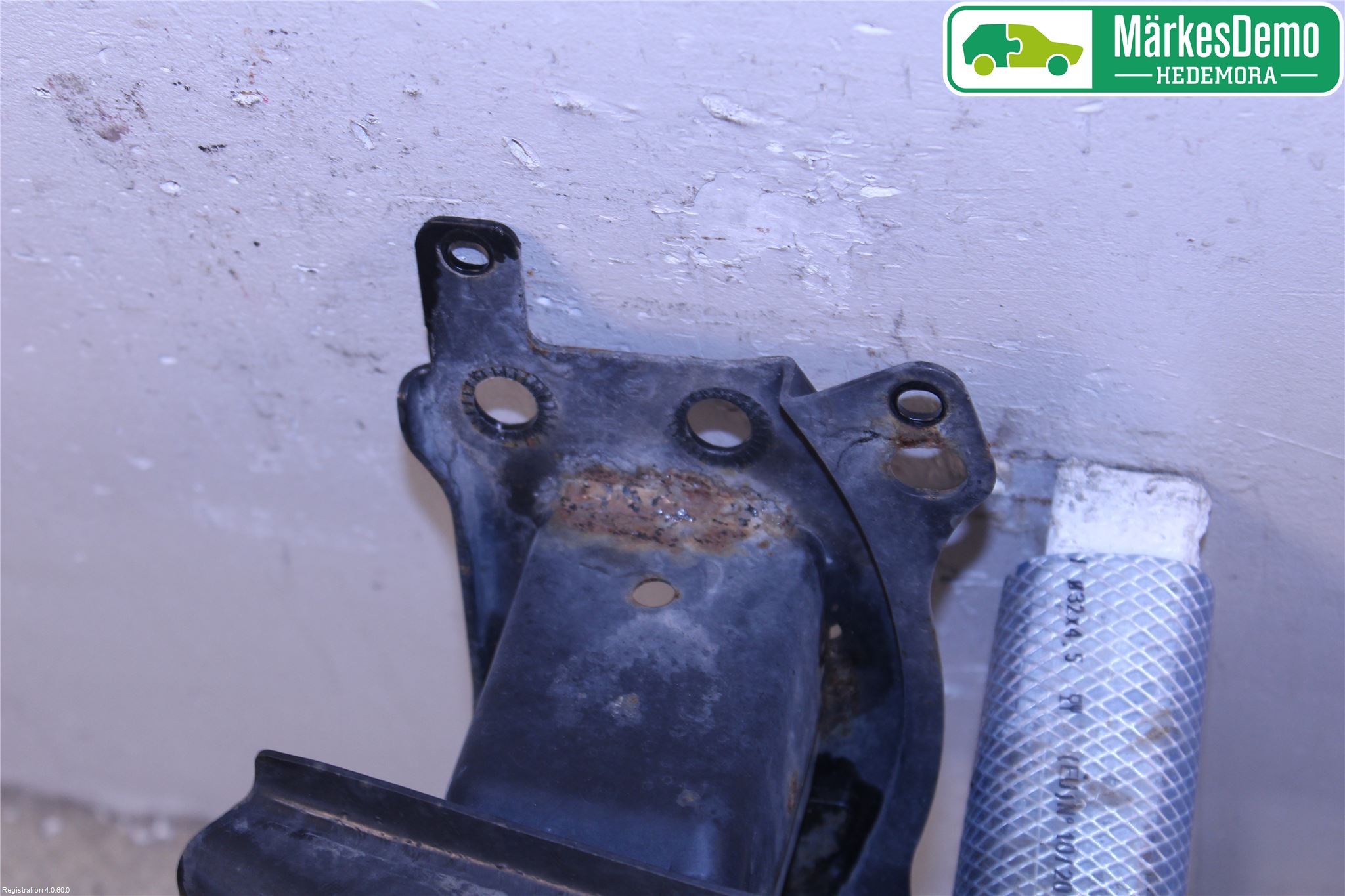 Volkswagen VW GOLF V 04-09 Stötfångarbalk Fram