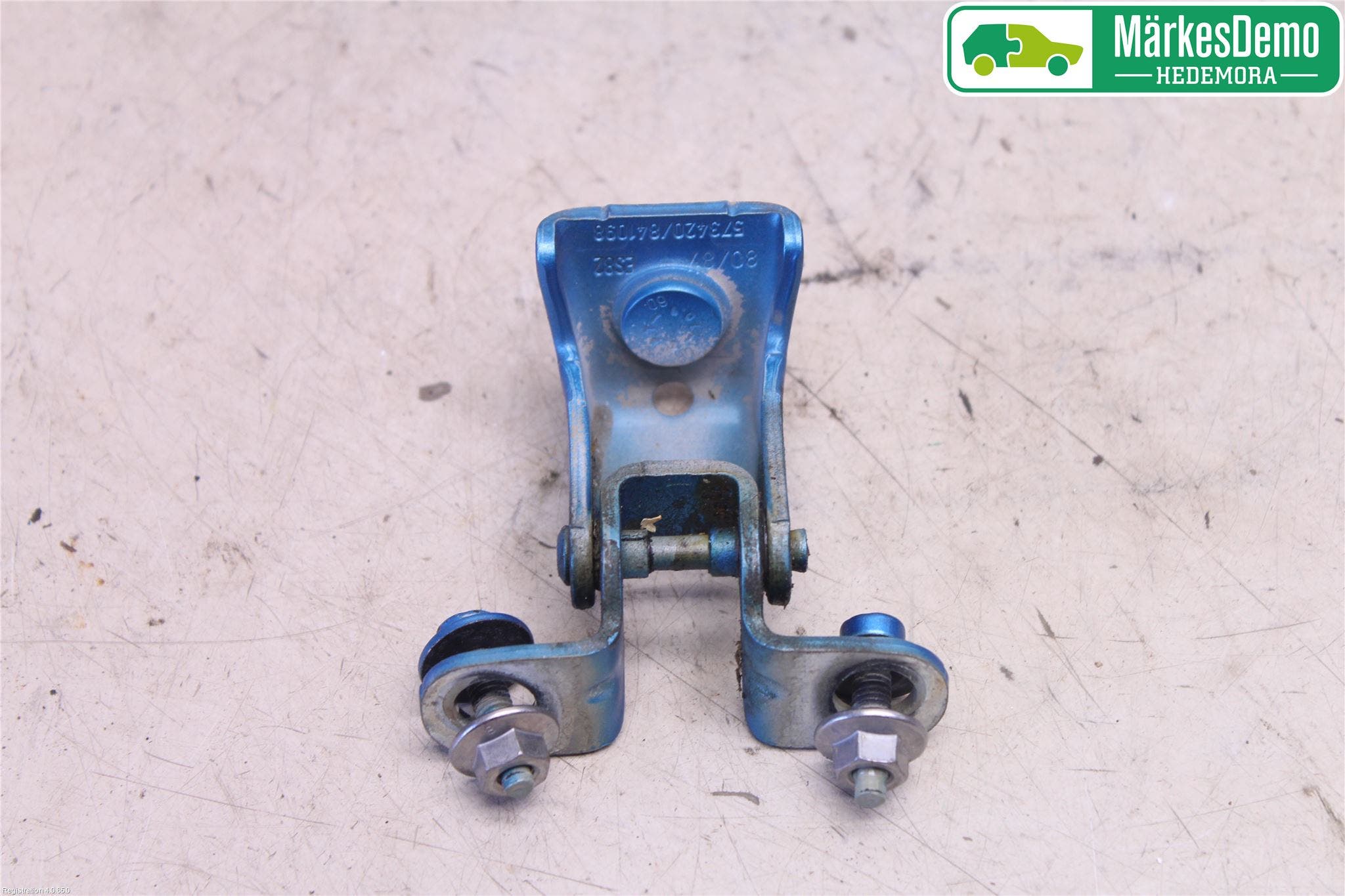 Citroen C3 PICASSO Bakluckegångjärn Vä