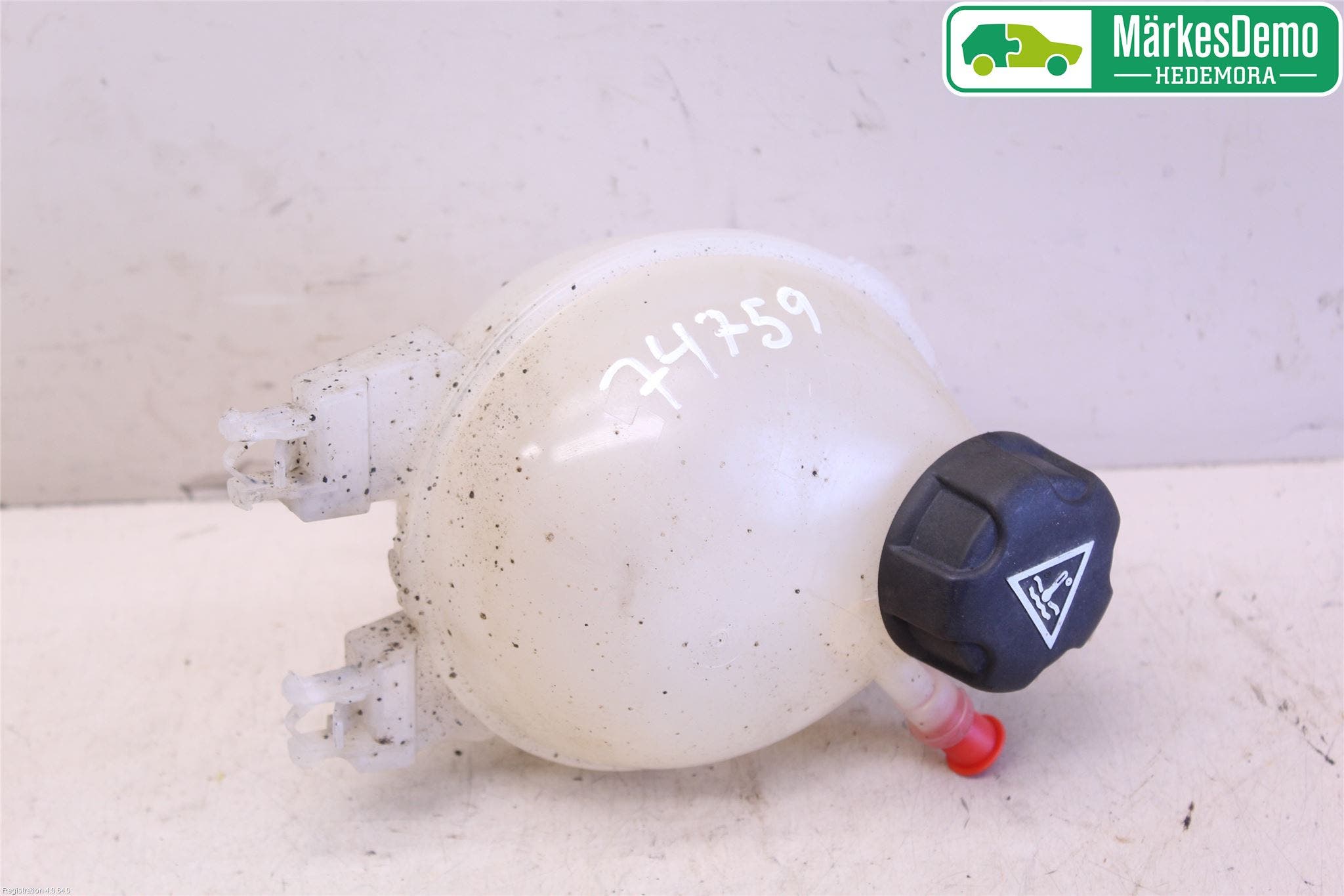 Citroen C4 CACTUS 14-20 Expansionstank