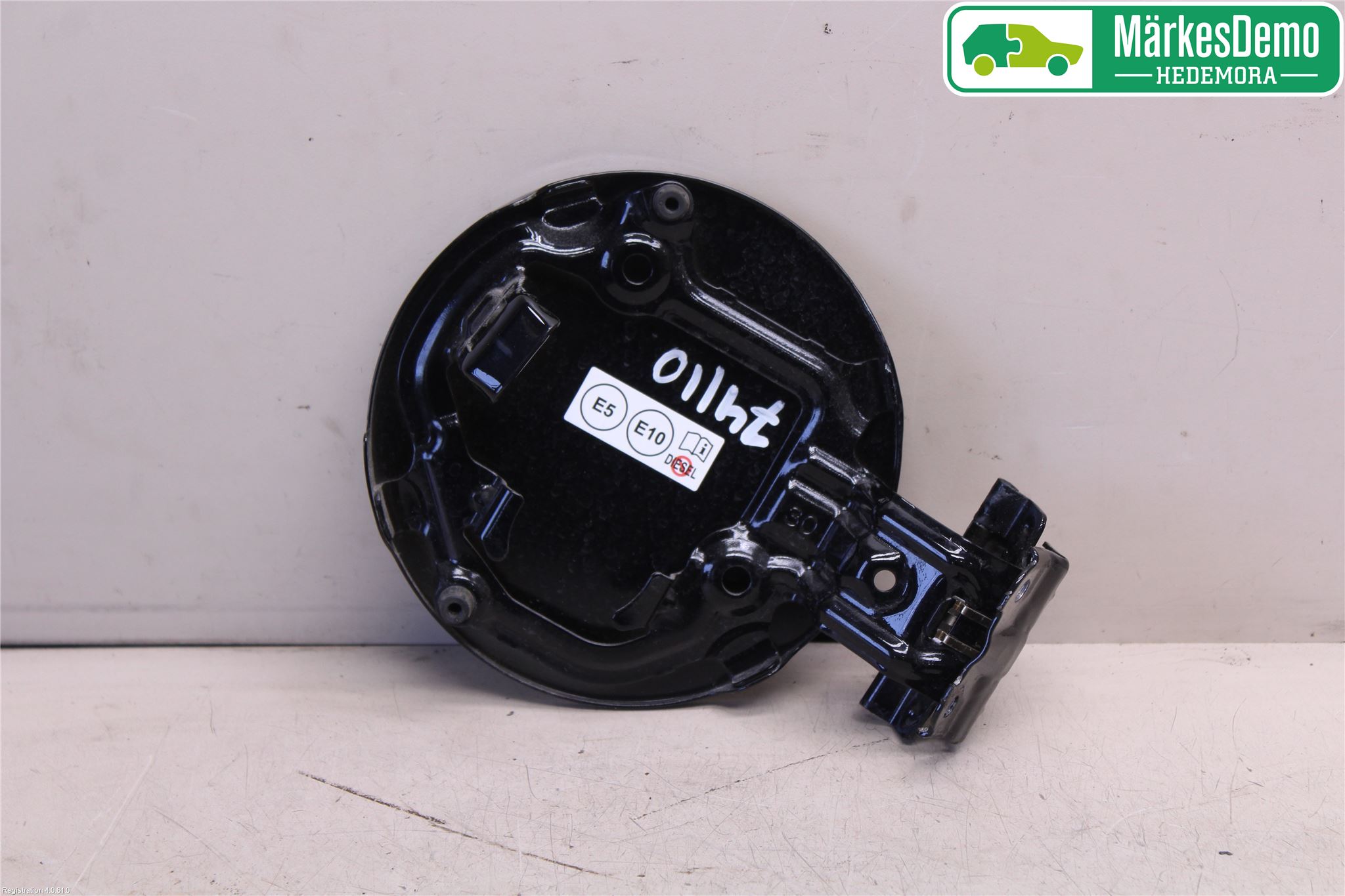 Toyota PRIUS+ ZVW40 12-20 Tanklucka